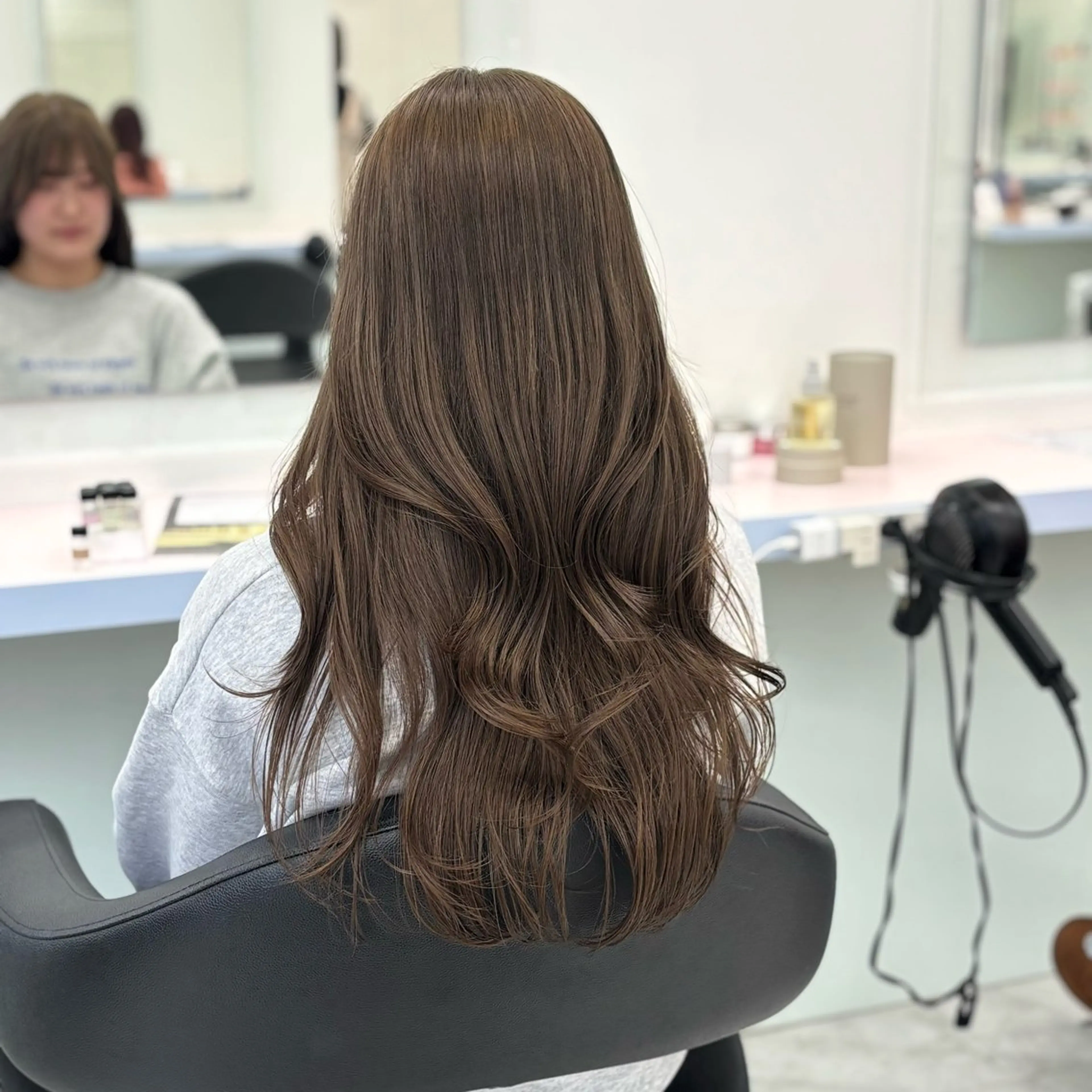 セミロング カット トレンドレイヤー No.1/KOHEIのヘアスタイル
