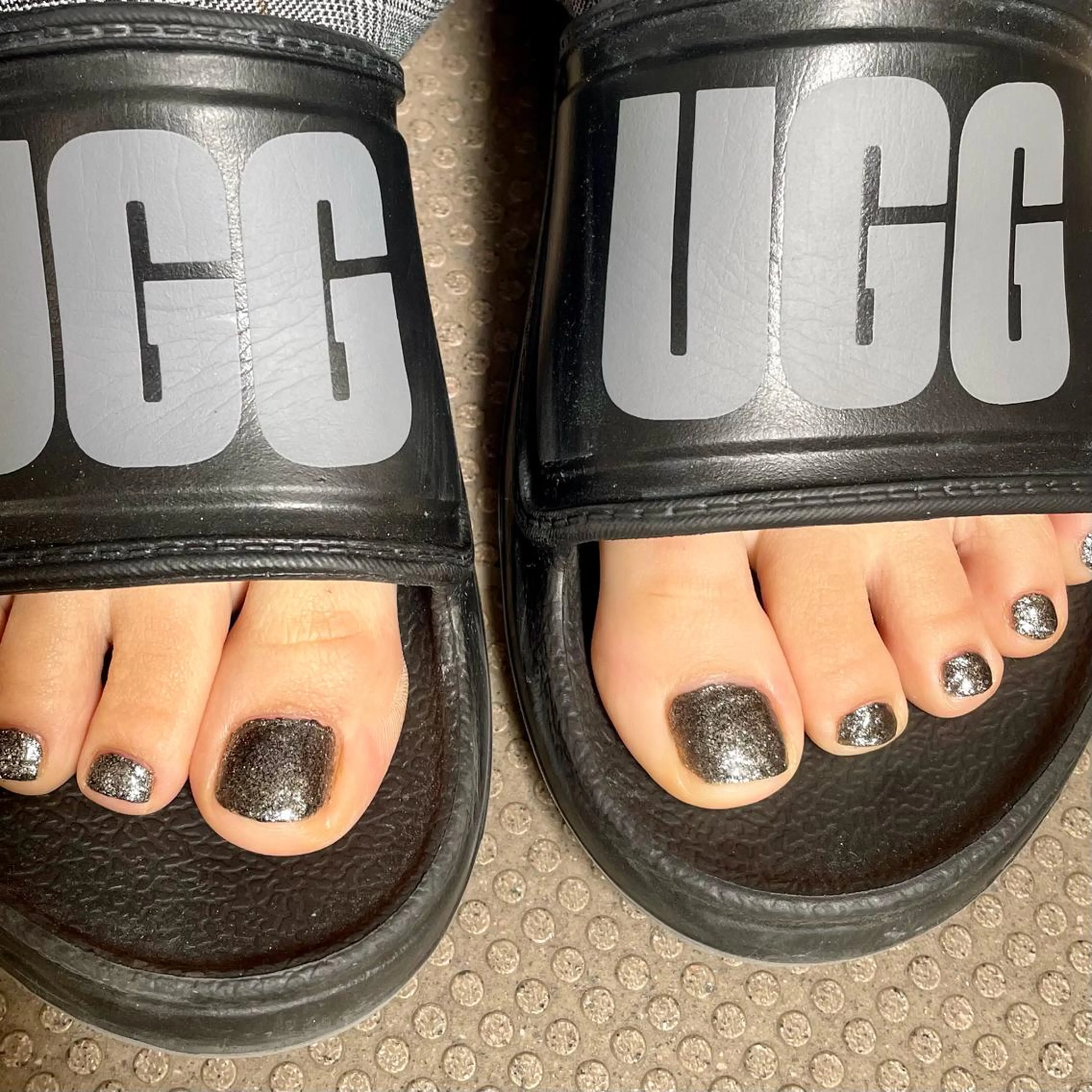 ネイル フットネイル ワンカラーネイル 奥園 良恵のネイルデザイン