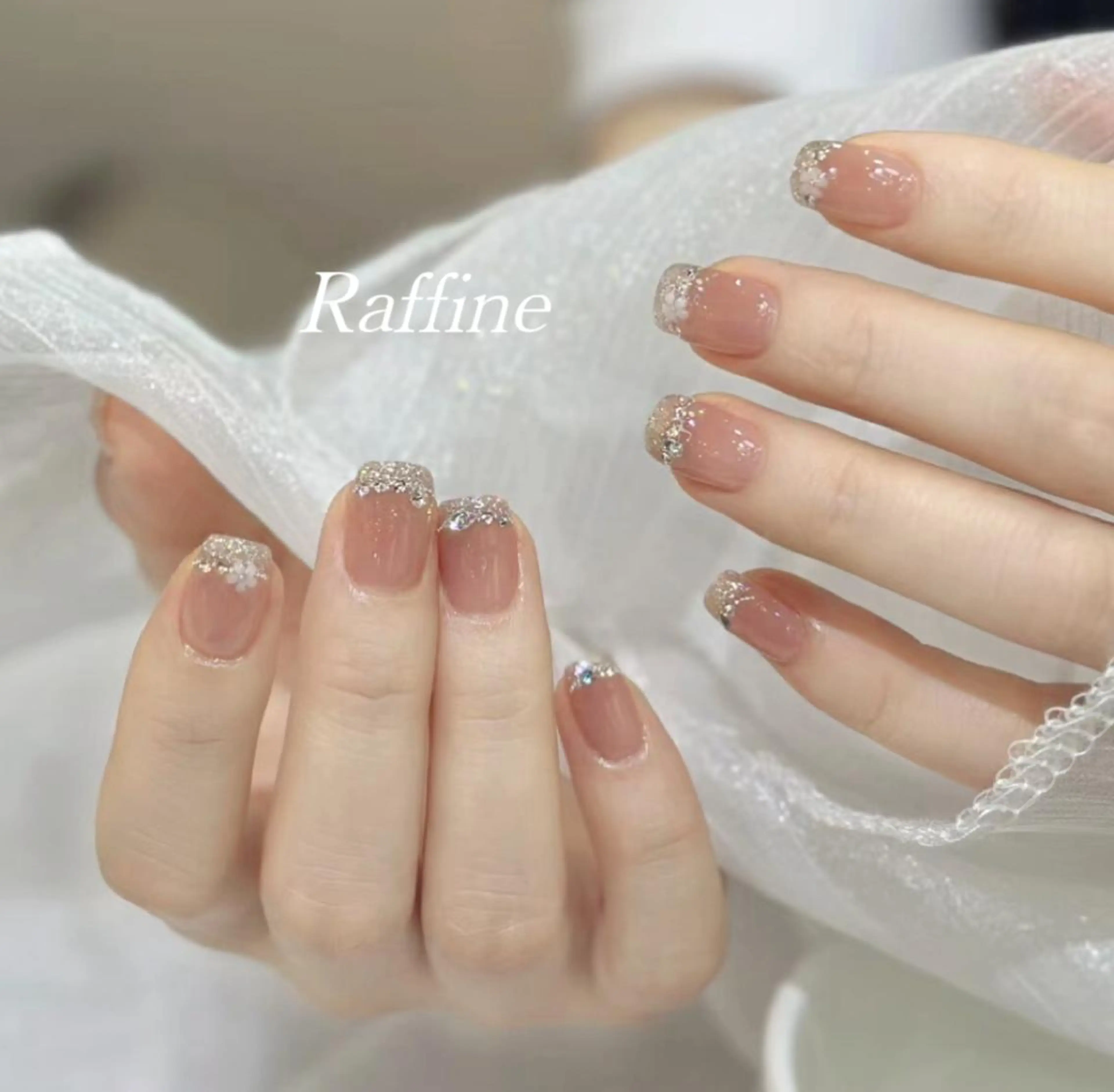 ネイル ハンドネイル RAFFINE haru🦋🩵のネイルデザイン