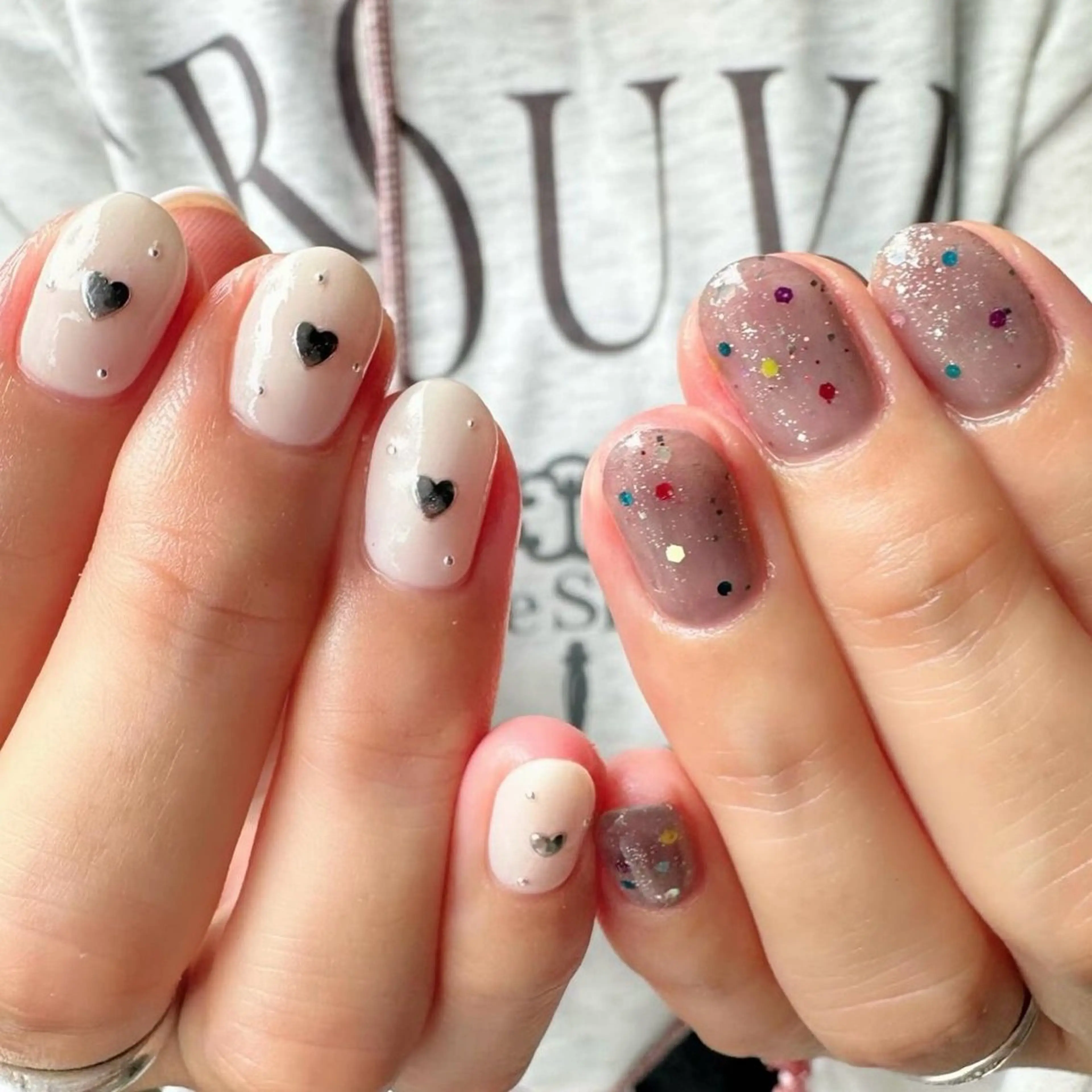 ネイル ハート 氷ネイル・うるうるネイル 韓国ネイル ラメ(グリッター) ニュアンスネイル 🪞KAPE NAIL 🪞のネイルデザイン