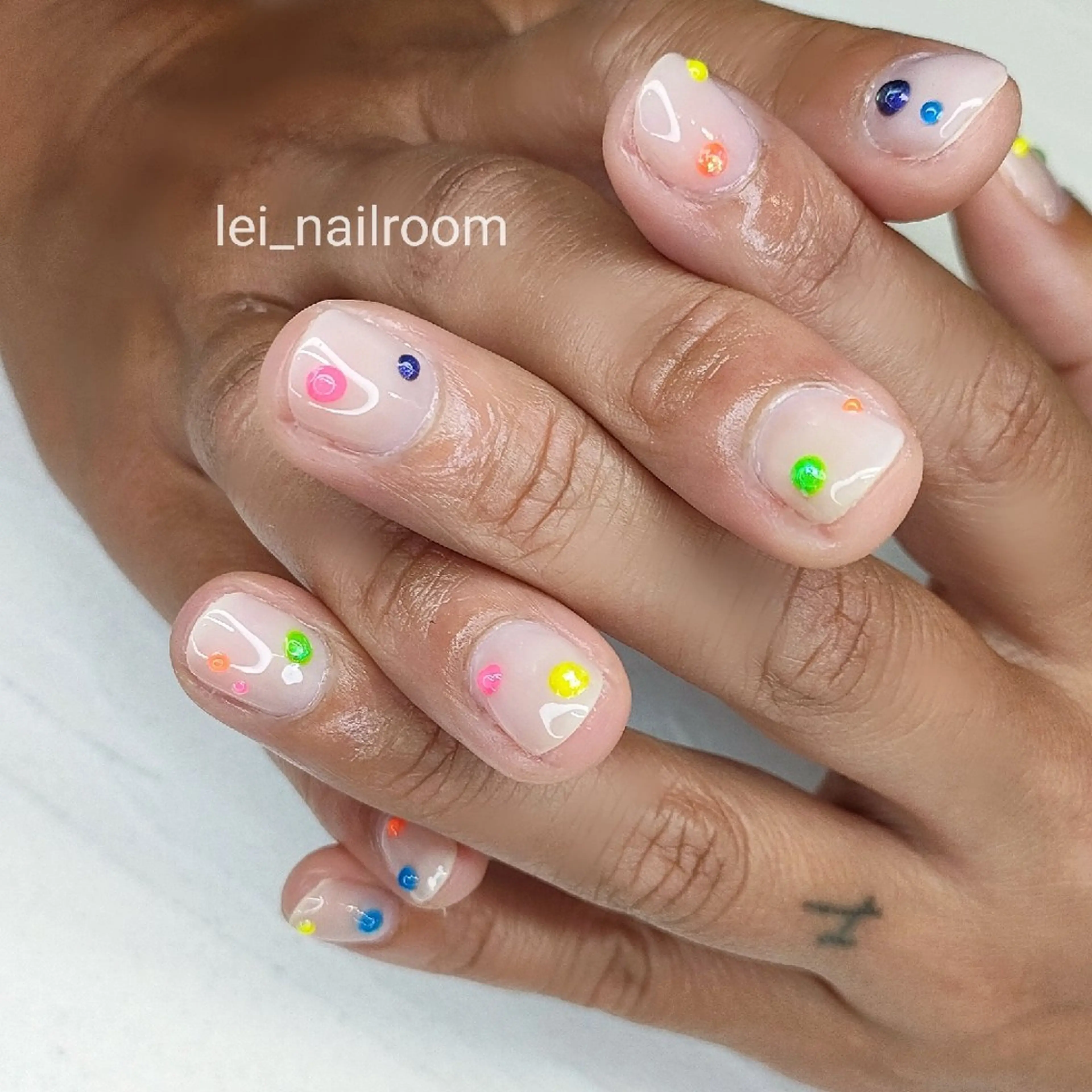 ネイル ぷっくりネイル lei🌼 nailroomのネイルデザイン