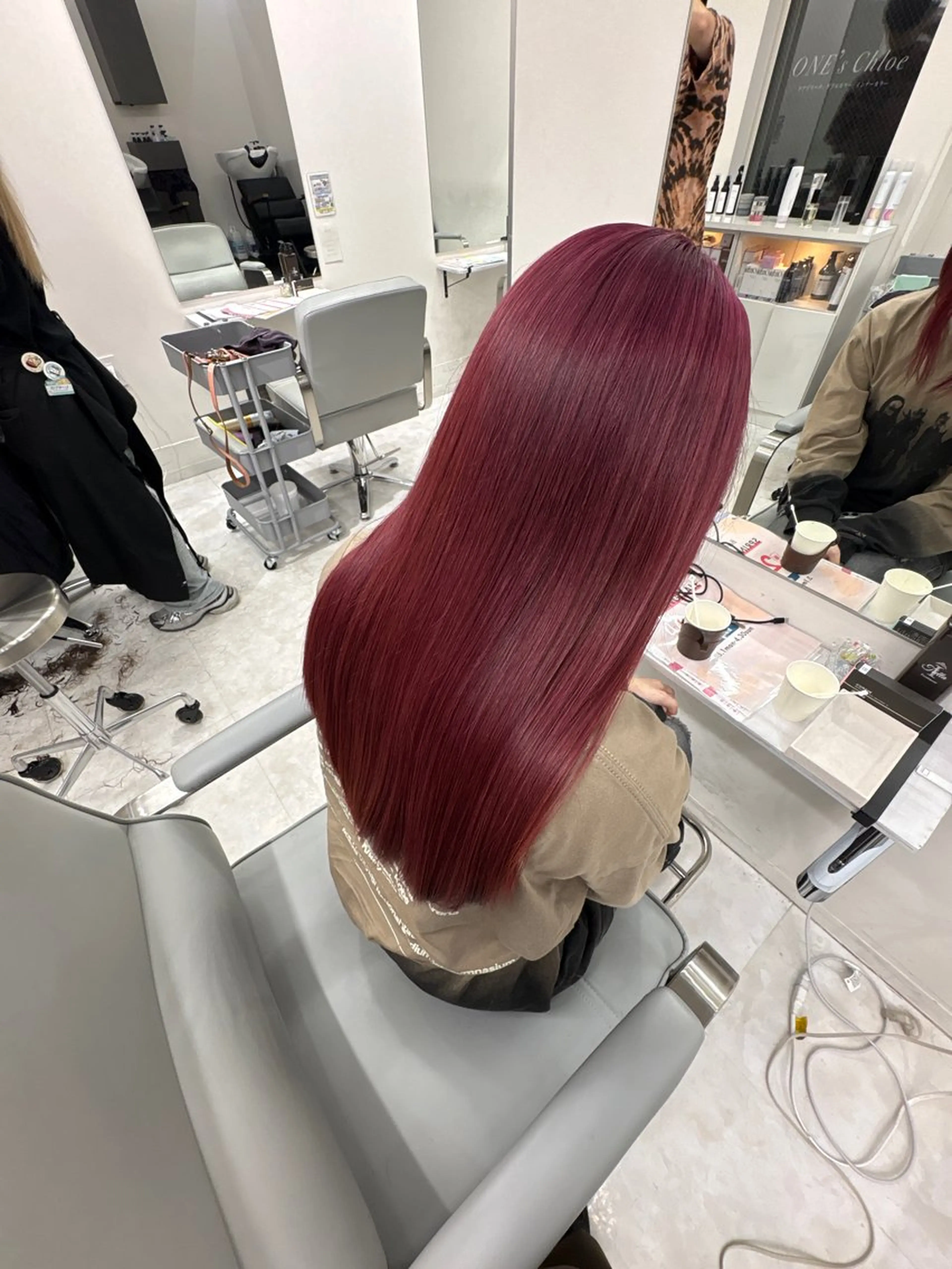 セミロング カラー アッシュ アッシュグレー ベージュカラー ブリーチ ブロンド ヘアカラー トリートメント 【美髪ハイトーン】 髪質改善/大和🎀のヘアスタイル
