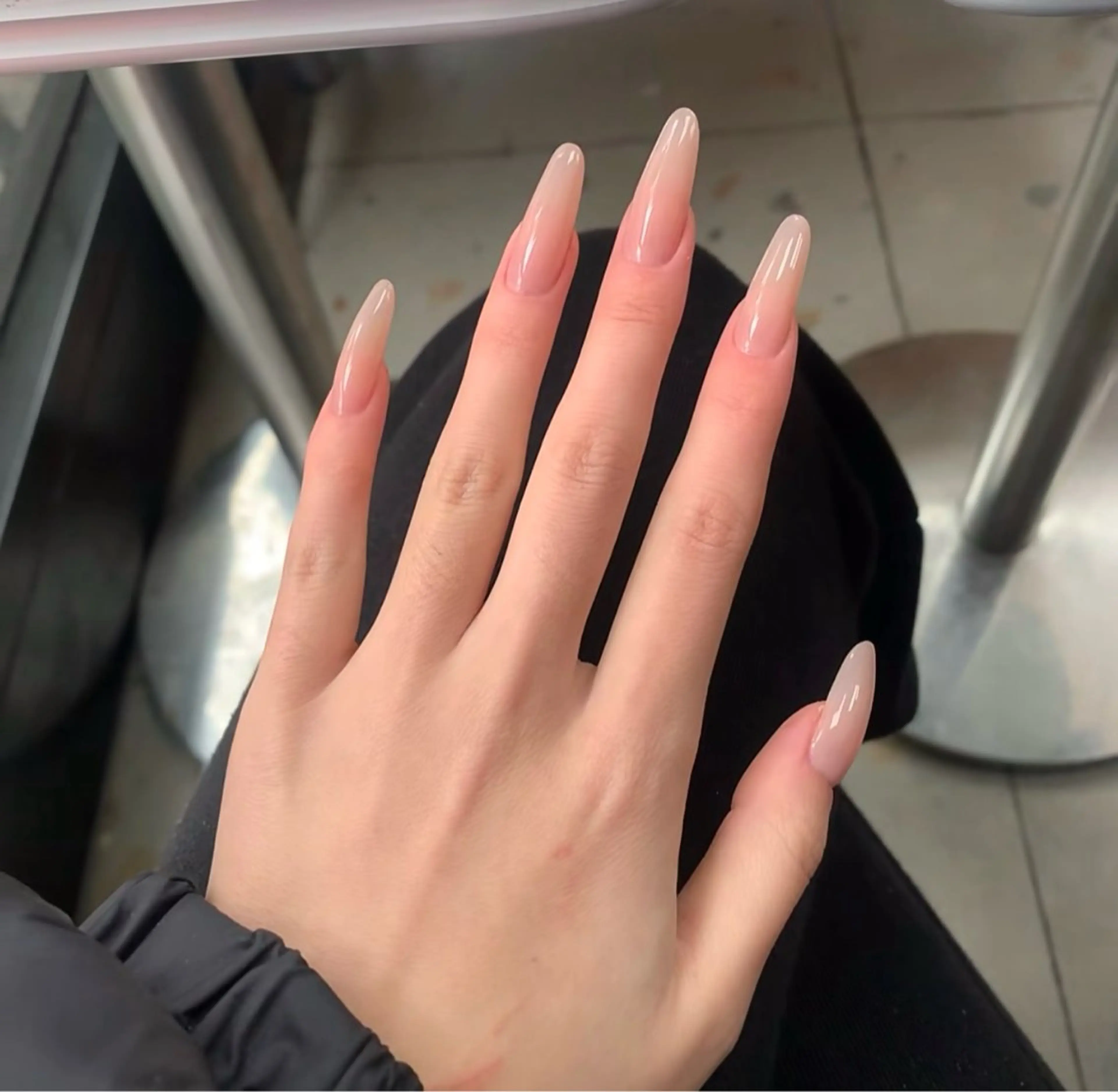 ネイル ハンドネイル Trend Nail シロのネイルデザイン