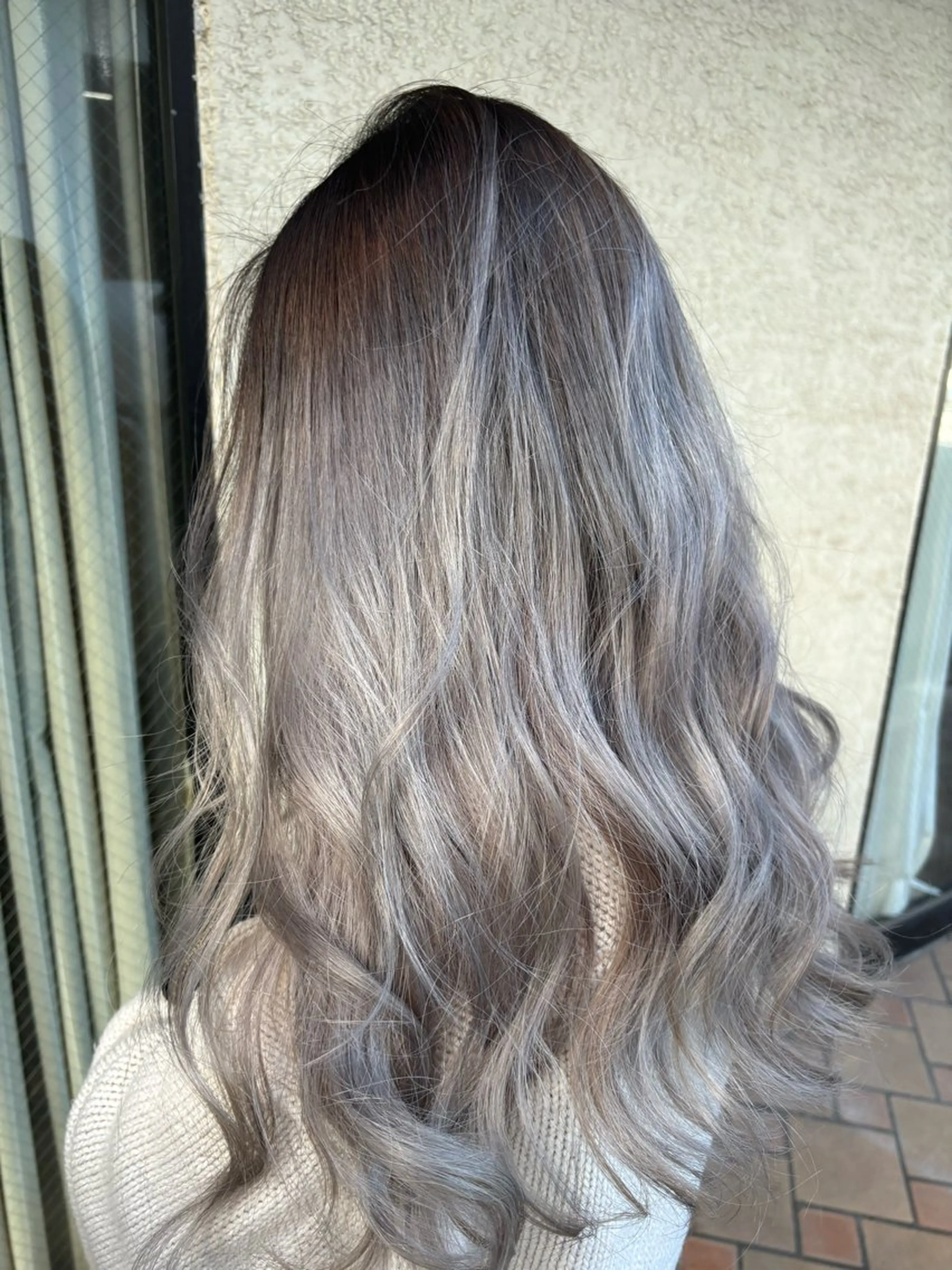 ロング ヘアカラー トリートメント アブアイ所属・髪質改善・ハイトーン 🌈SENAのヘアスタイル