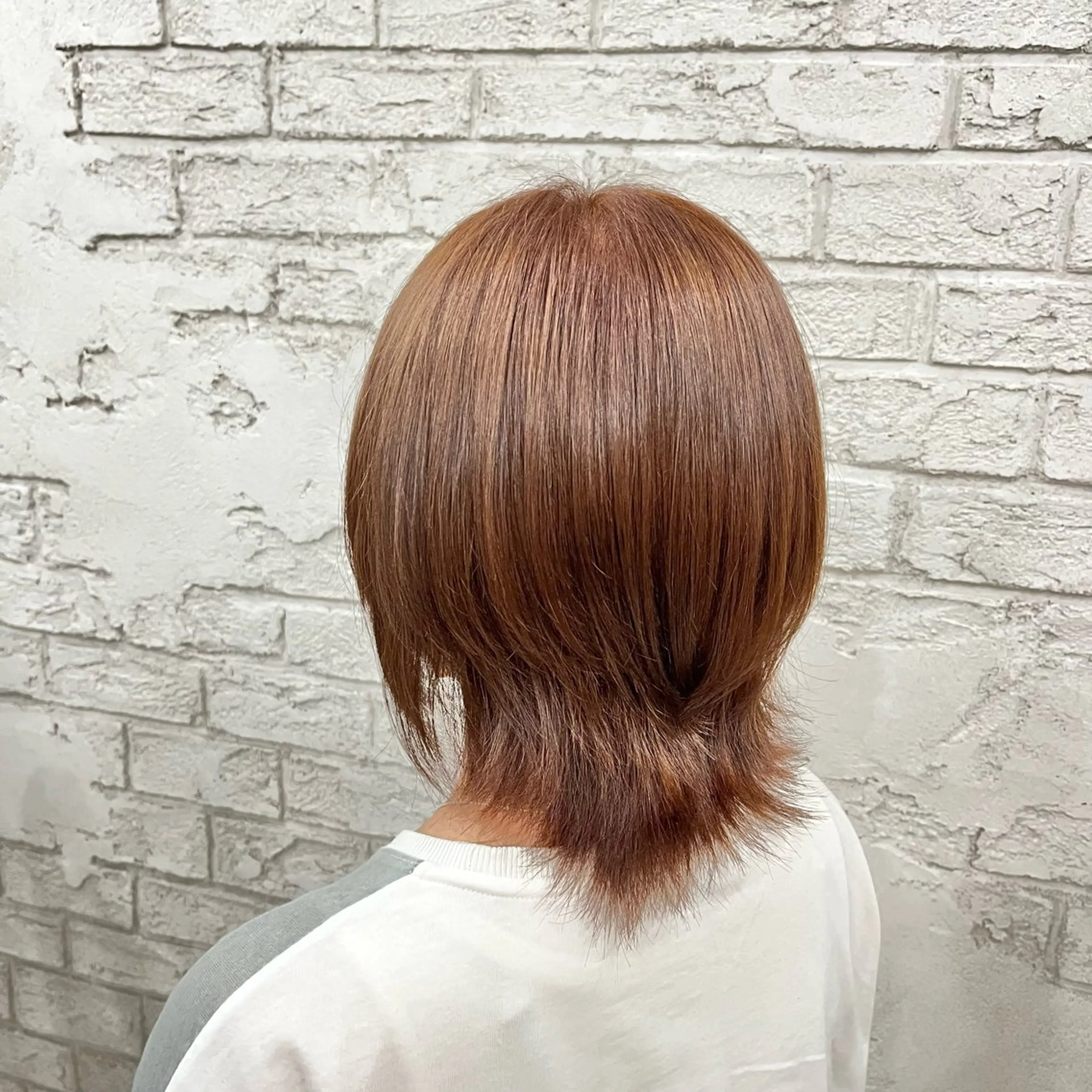 ミディアム オレンジブラウン 艶髪ブリーチカラー 💗manaka💗のヘアスタイル