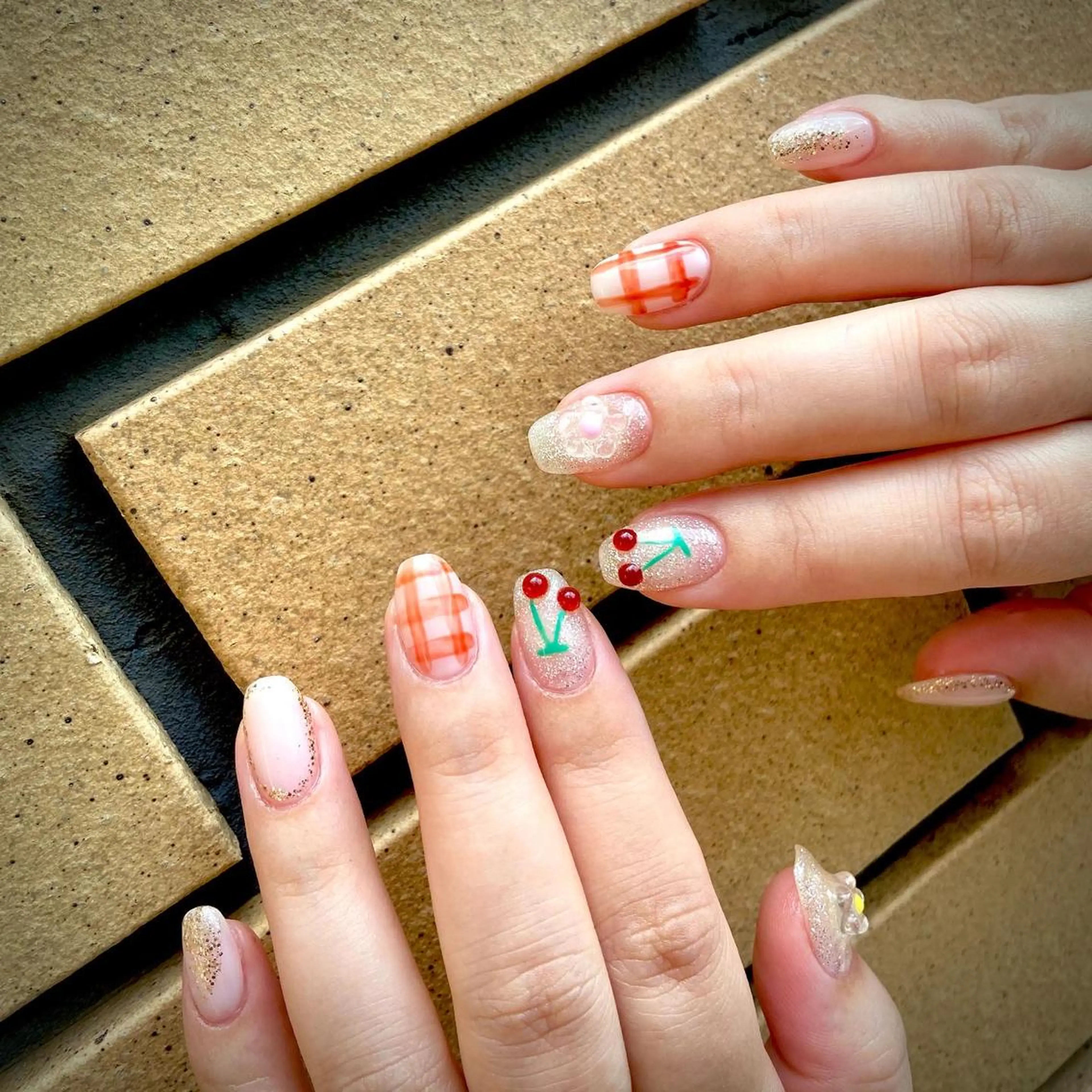 ネイル ハンドネイル MH Nailのネイルデザイン