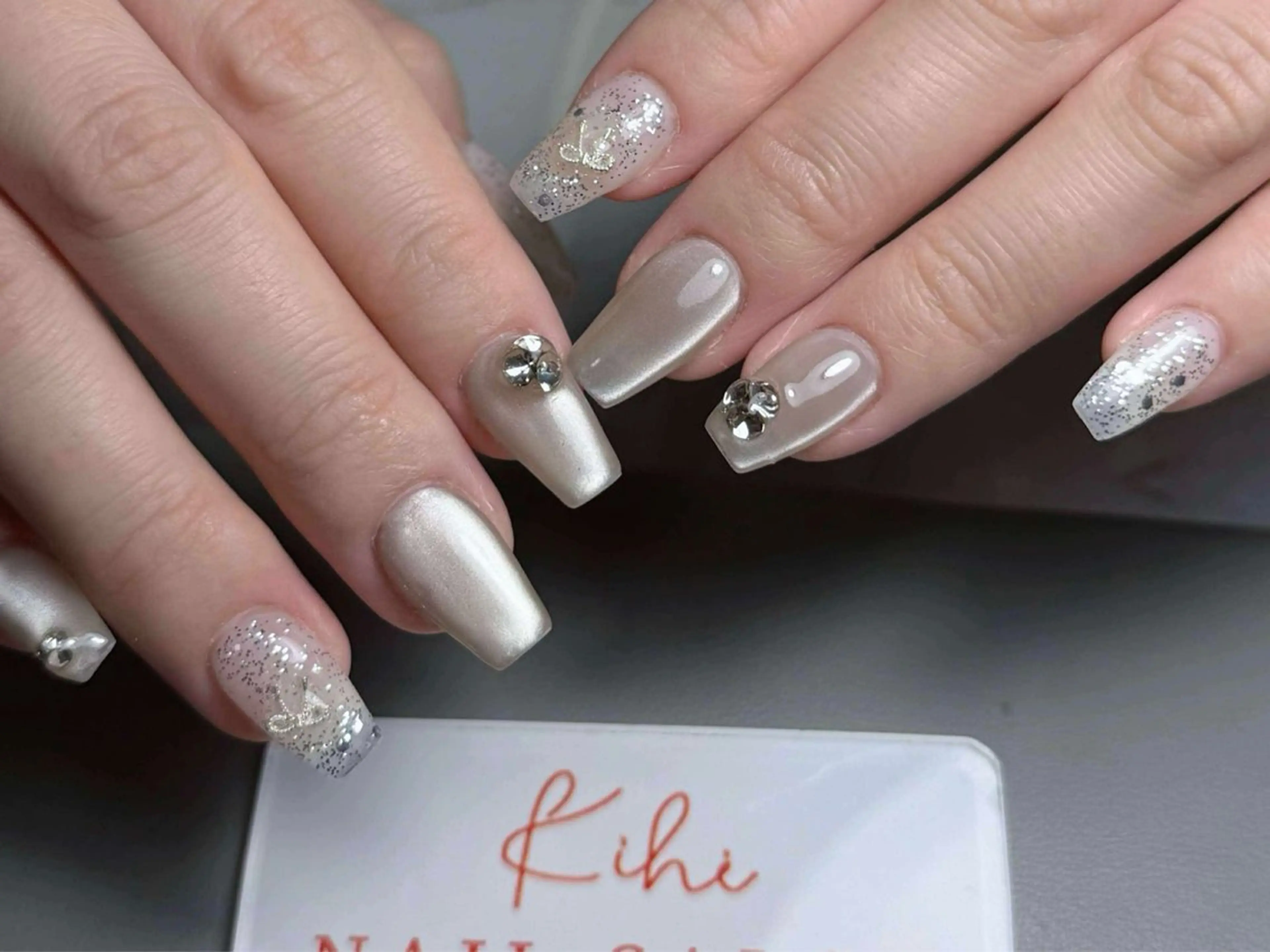 ネイル アートネイル フレンチネイル ジェルネイル グラデーション 韓国ネイル ハンドネイル さくら💮💮 【オフ無料】のネイルデザイン