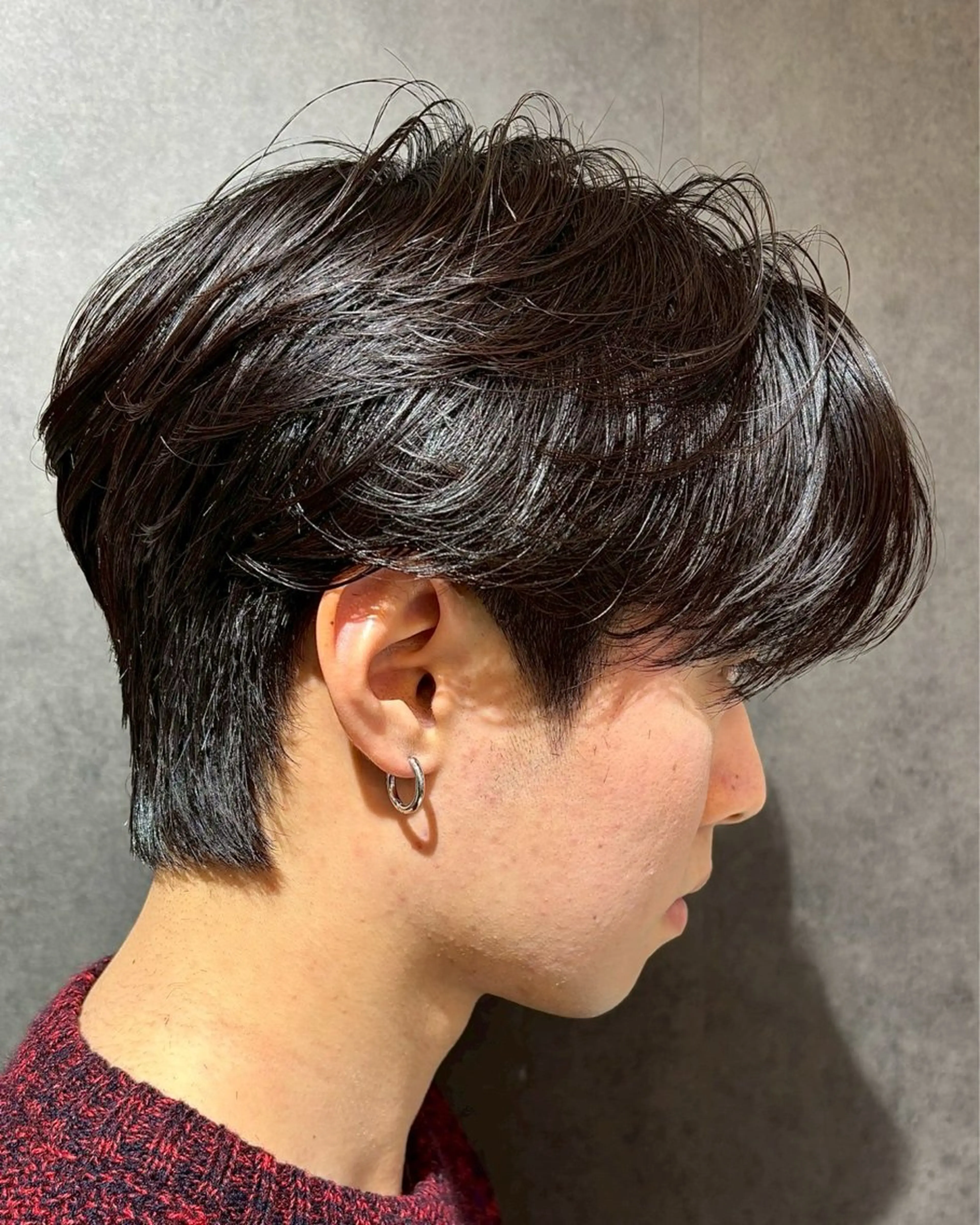 メンズ センターパート メンズパーマ メンズウルフカット ウルフカット 三浦 れいやのヘアスタイル