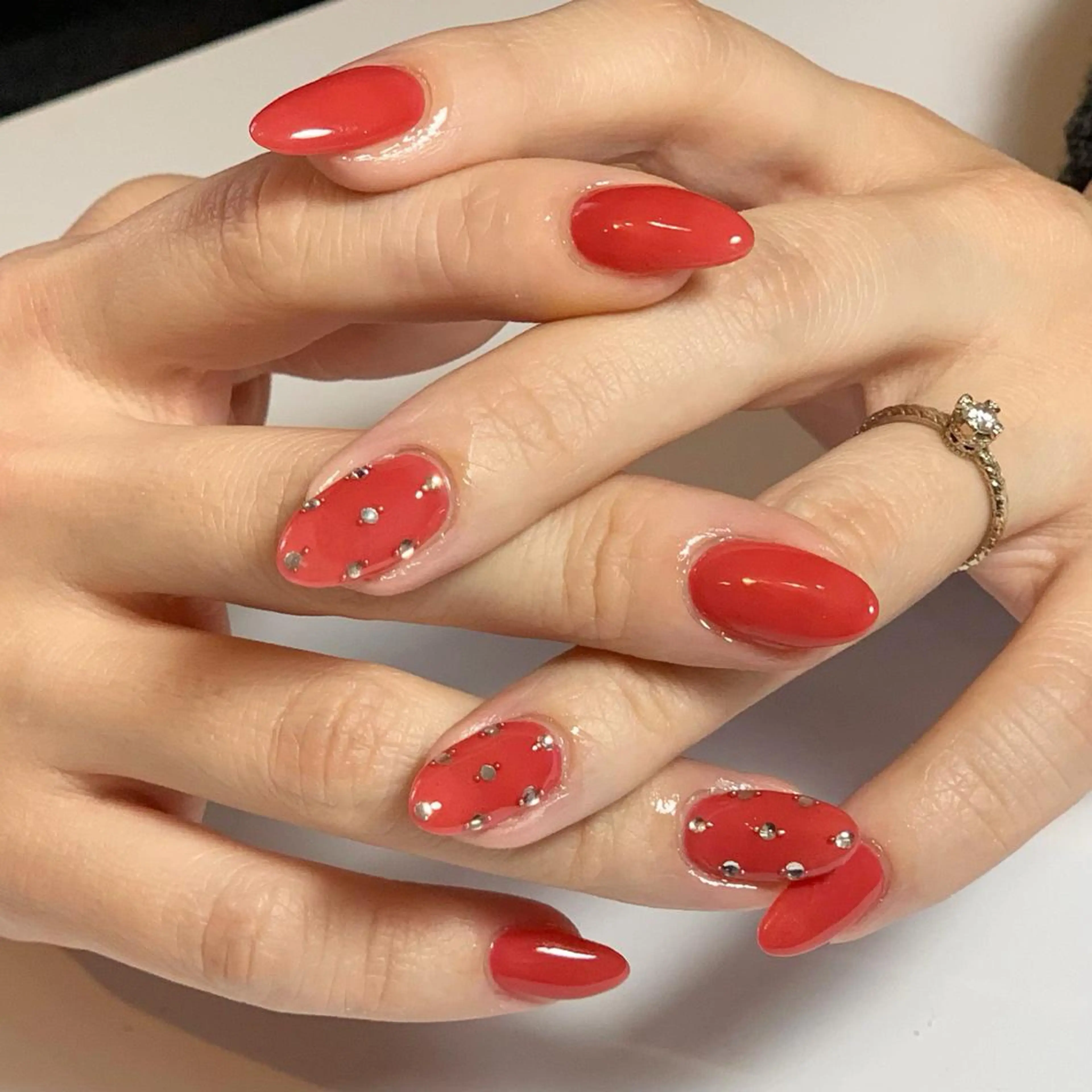 ネイル S. JEWELのネイルデザイン