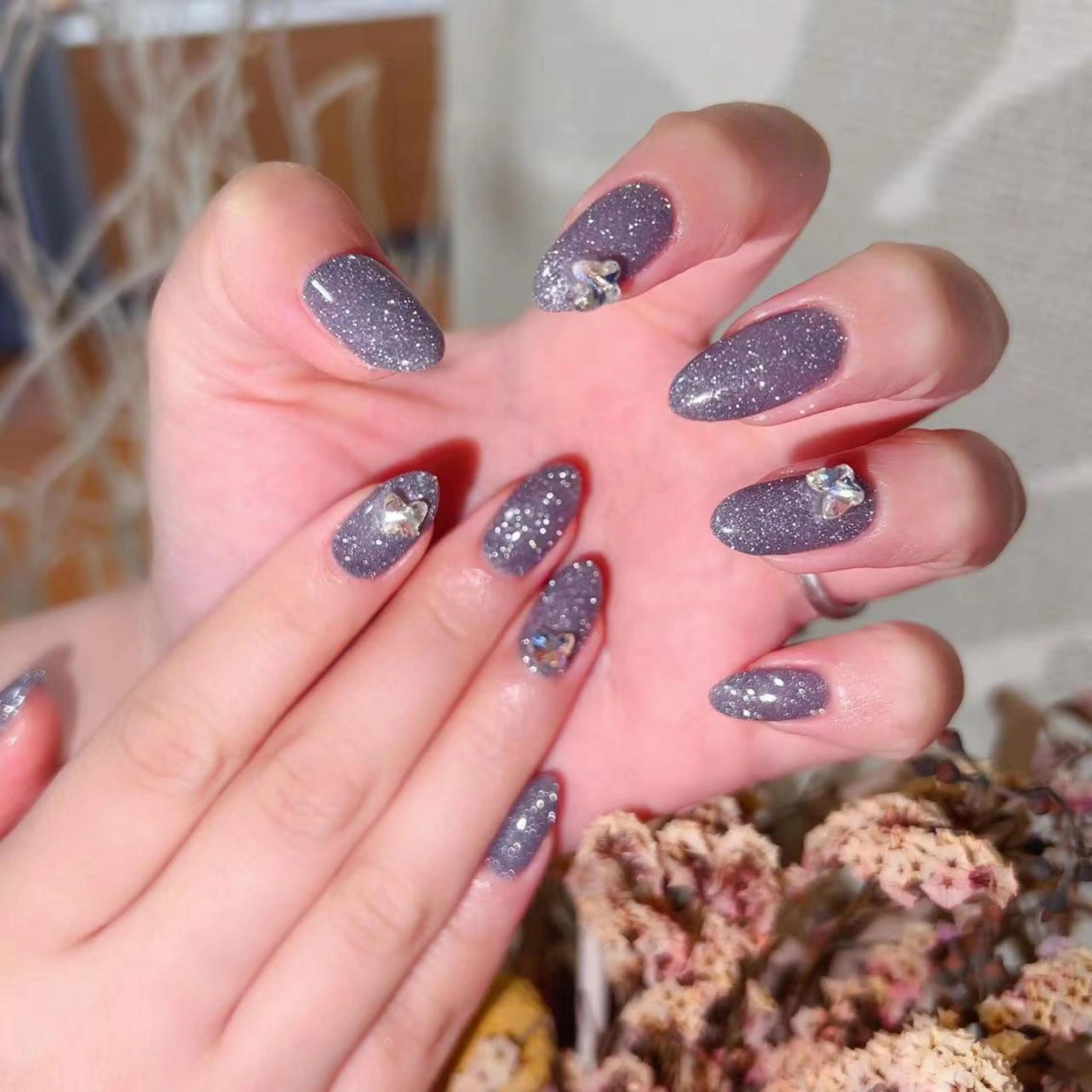 ミディアム めぐみのネイルサロン スタッフ練習のネイルデザイン