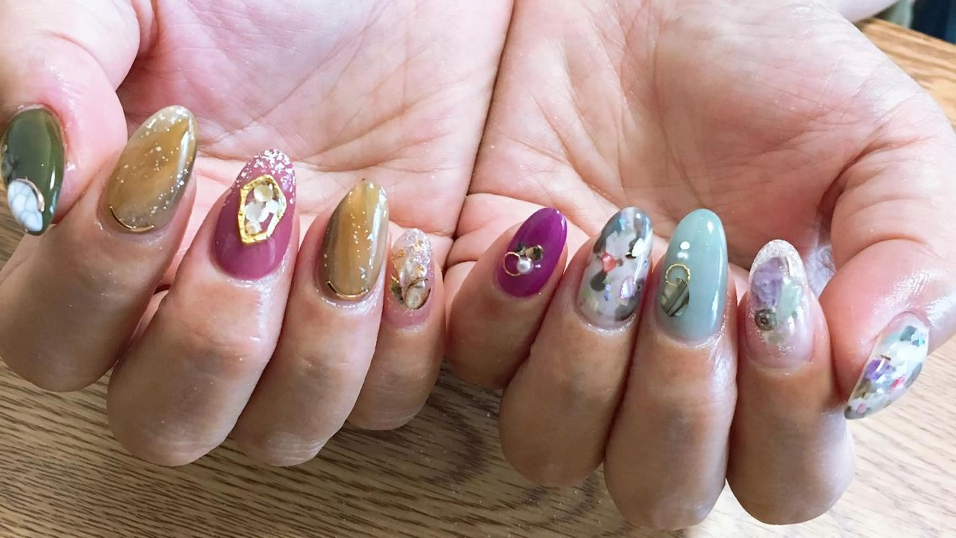 ネイル Lino nailのネイルデザイン