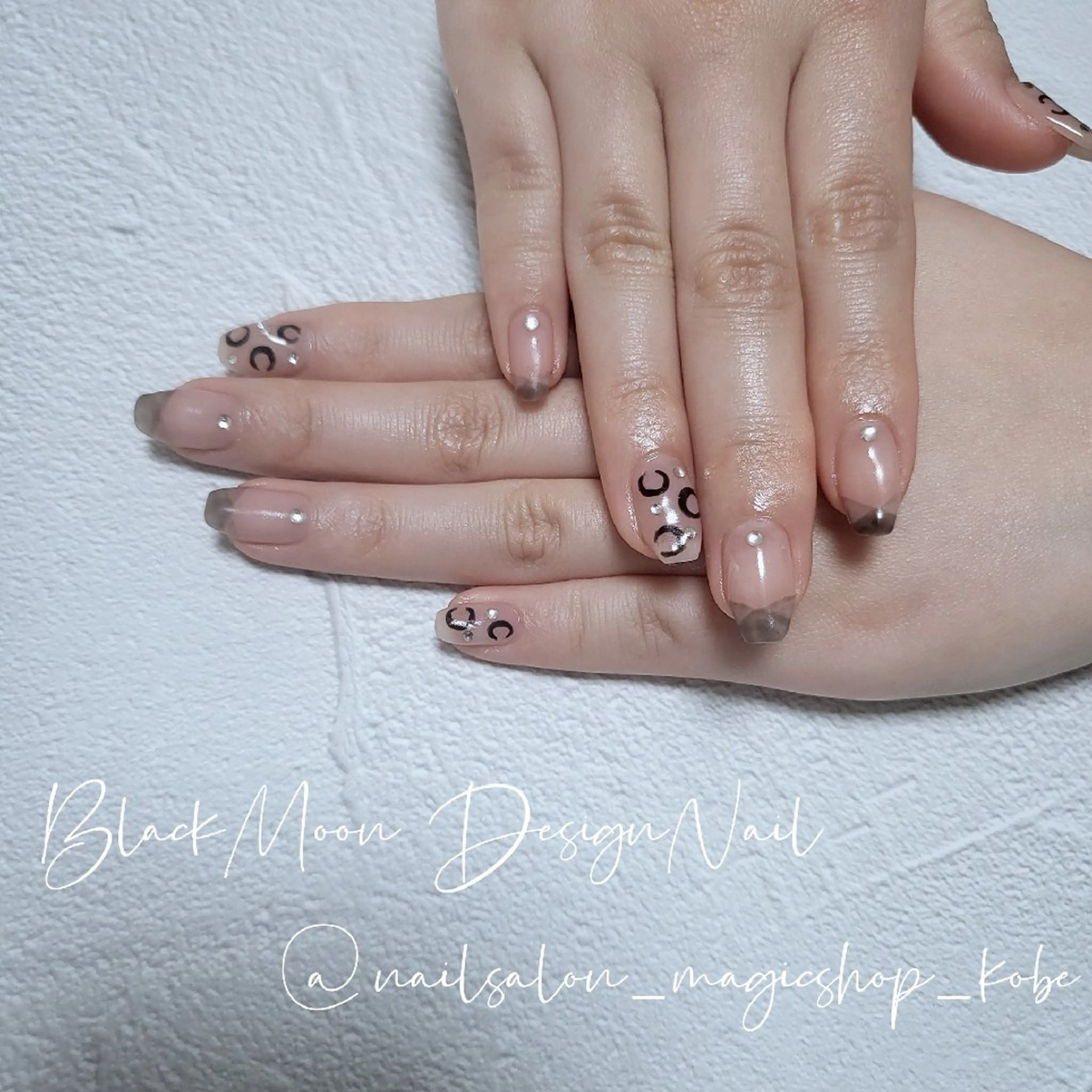 ネイル クリアネイル フレンチネイル ジェルネイル ソフトジェル ストーンネイル ハンドネイル Nailsalon MagicShopのネイルデザイン