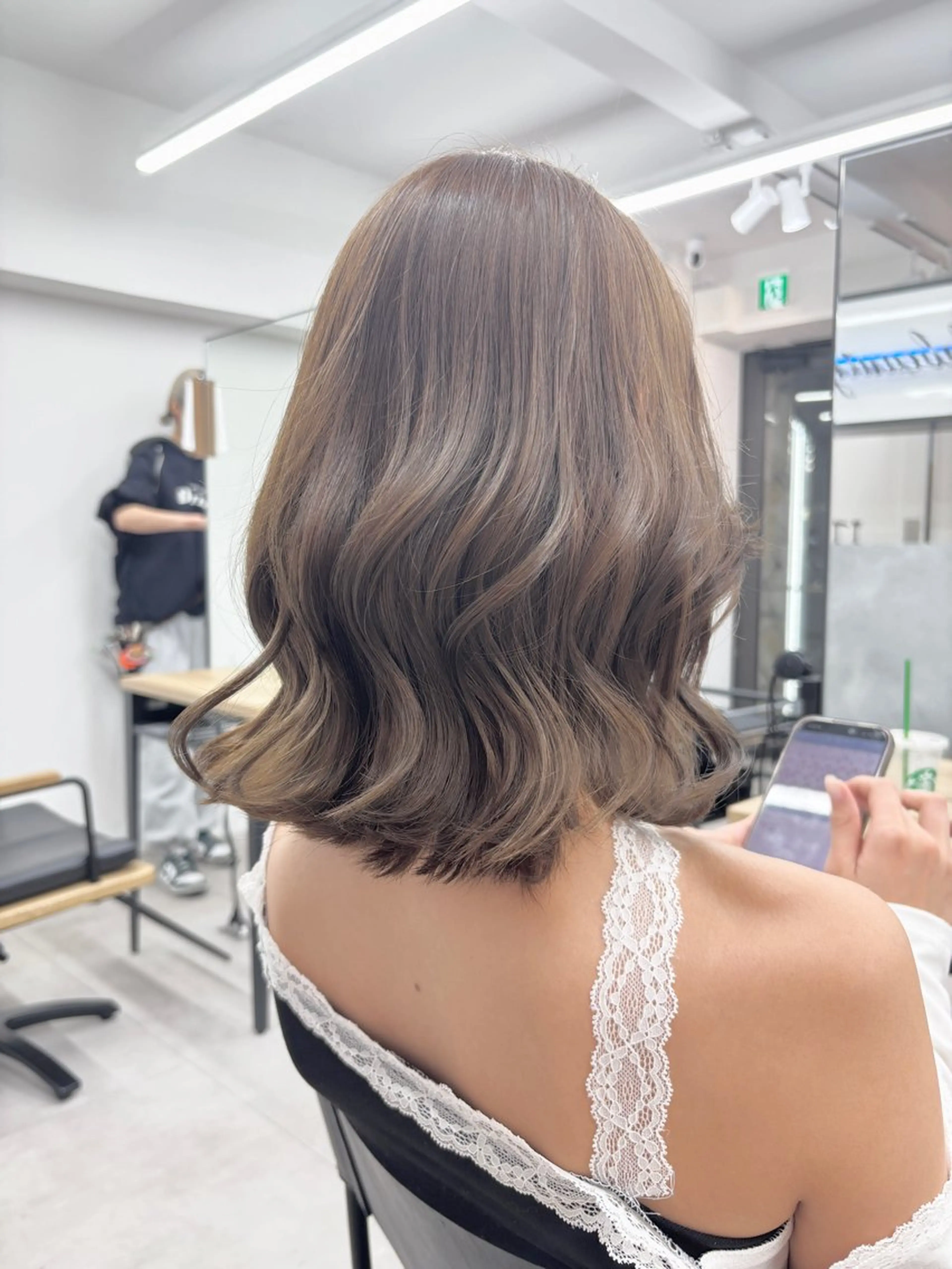ミディアム ヘアカラー ハイトーンカラー 🦋yuri🦋のヘアスタイル