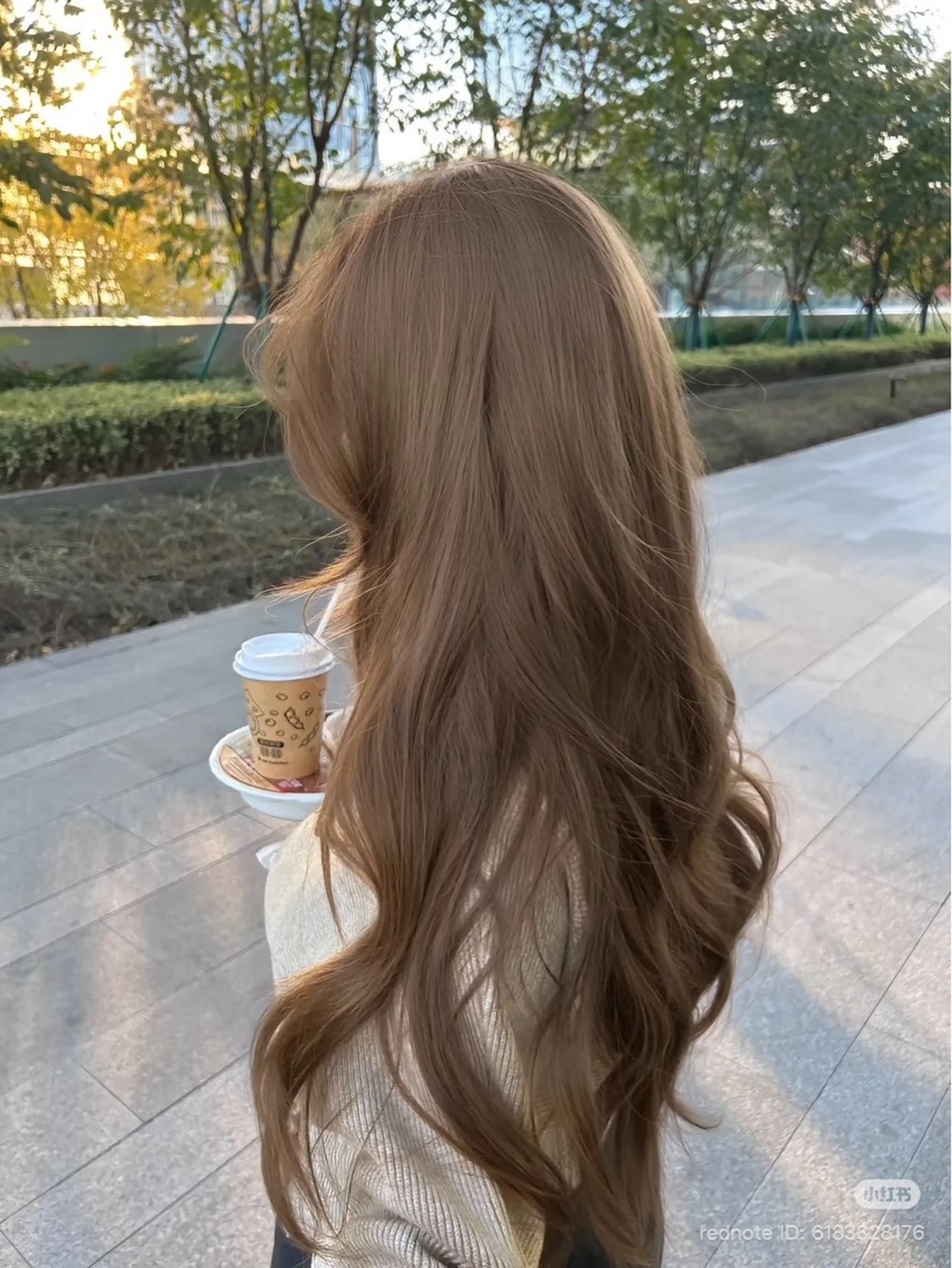 ロング 肌なじみベージュ 🦋azu🦋のヘアスタイル