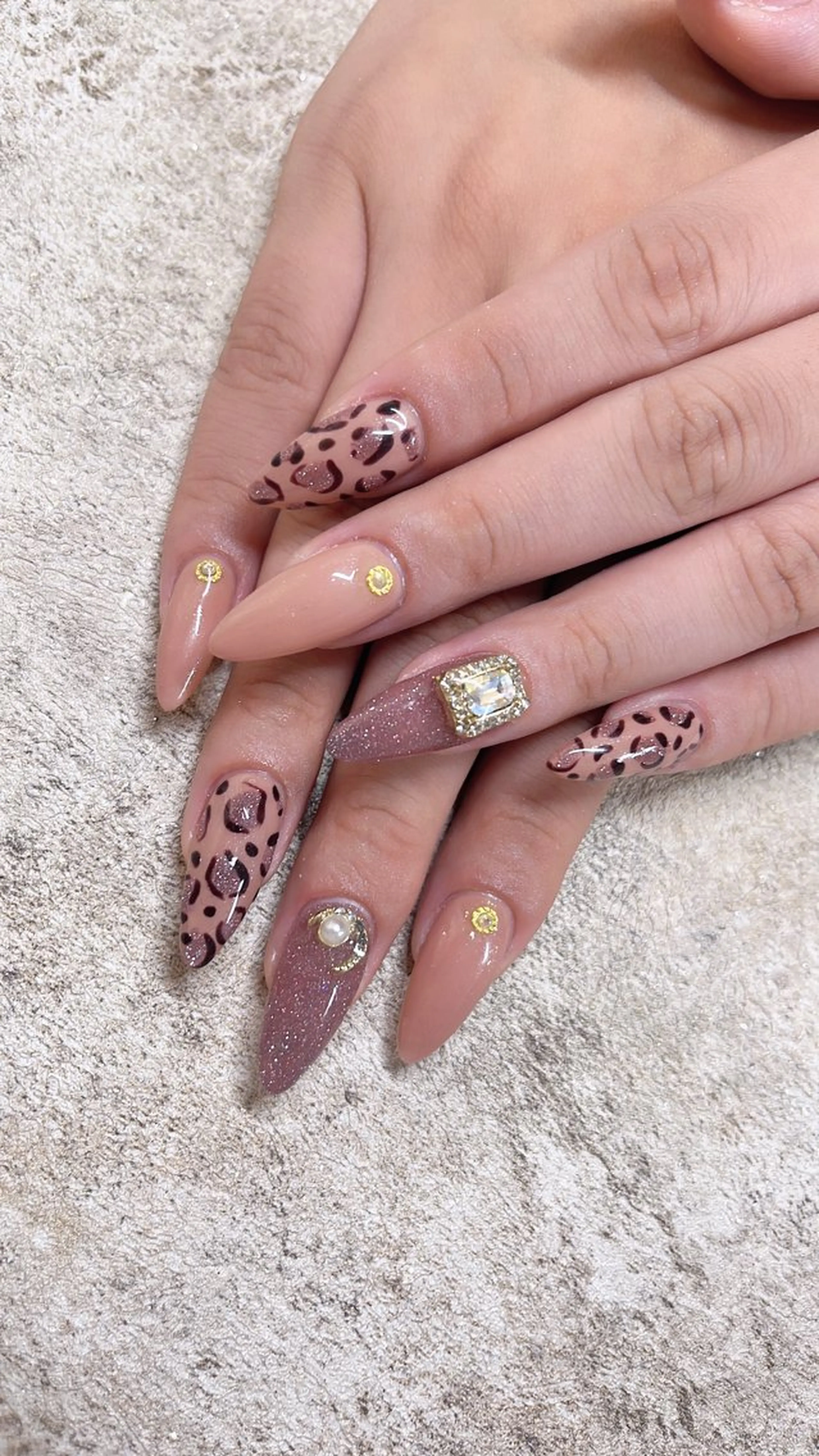 ネイル ハンドネイル ハンドケア COCO ネイルのネイルデザイン