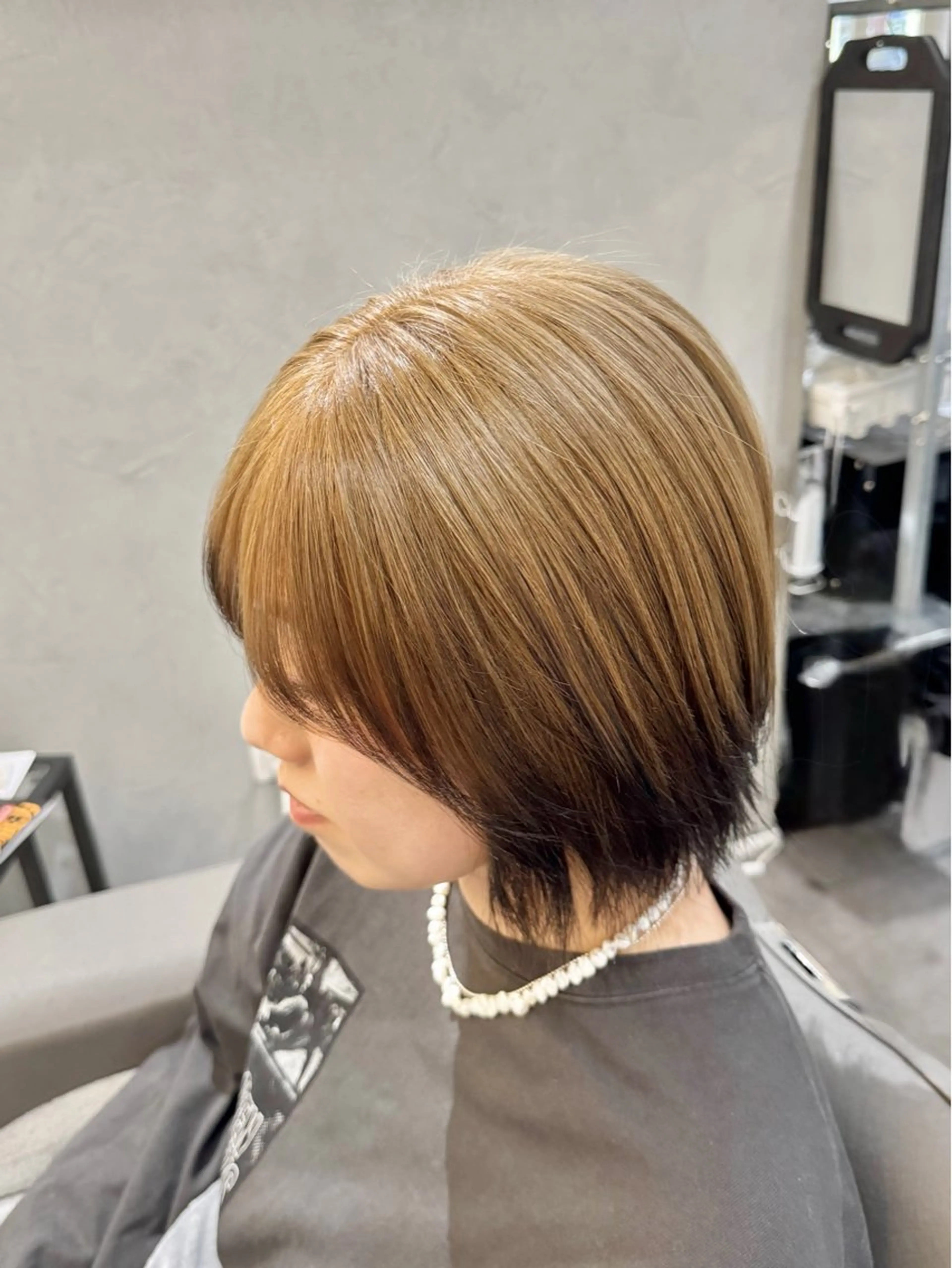 ミディアム カラー カット ヘアカラー トリートメント ハイトーン/外国人風 カラー/メンズパーマのヘアスタイル