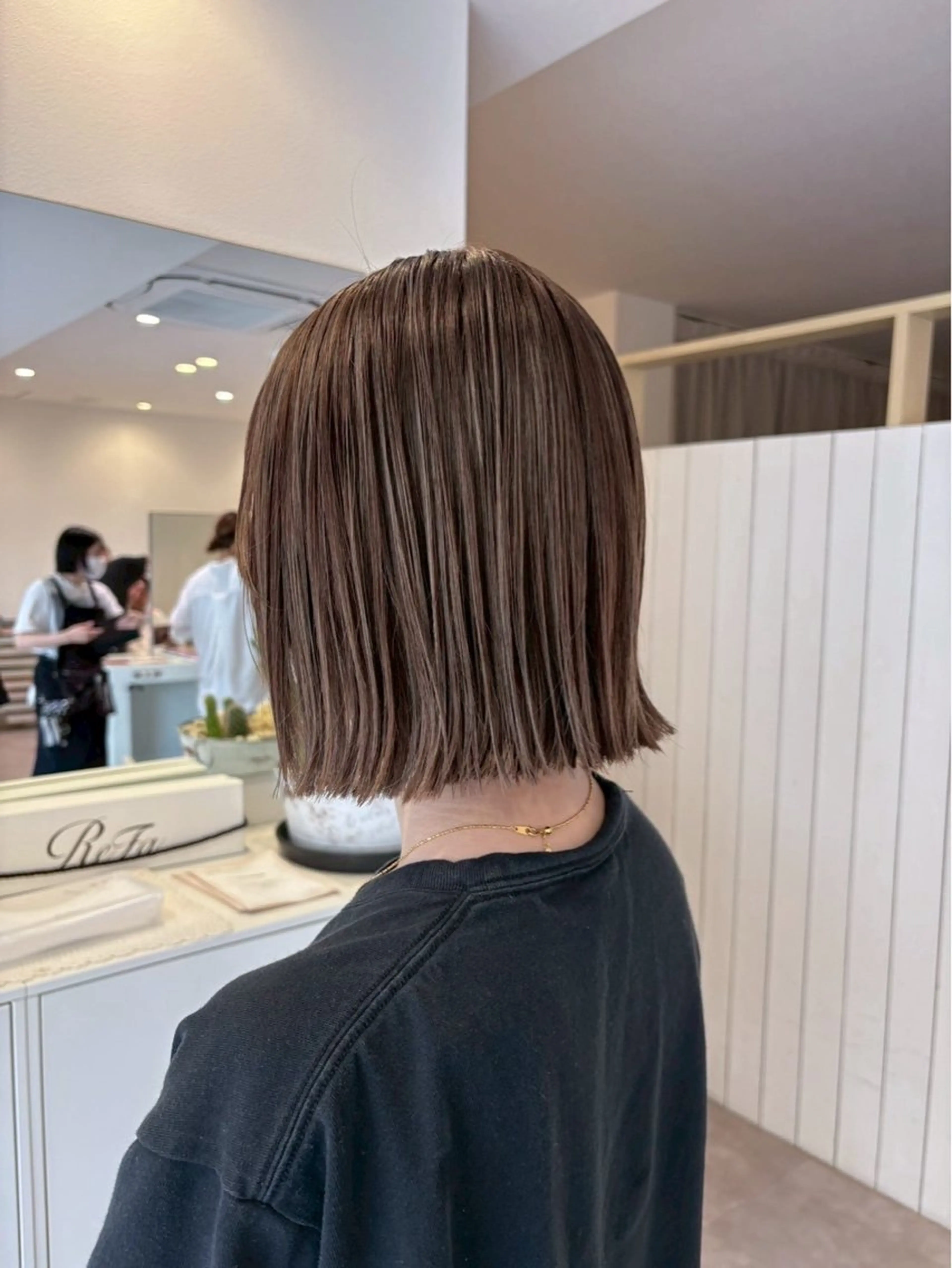 ショート 新井 美優のヘアスタイル