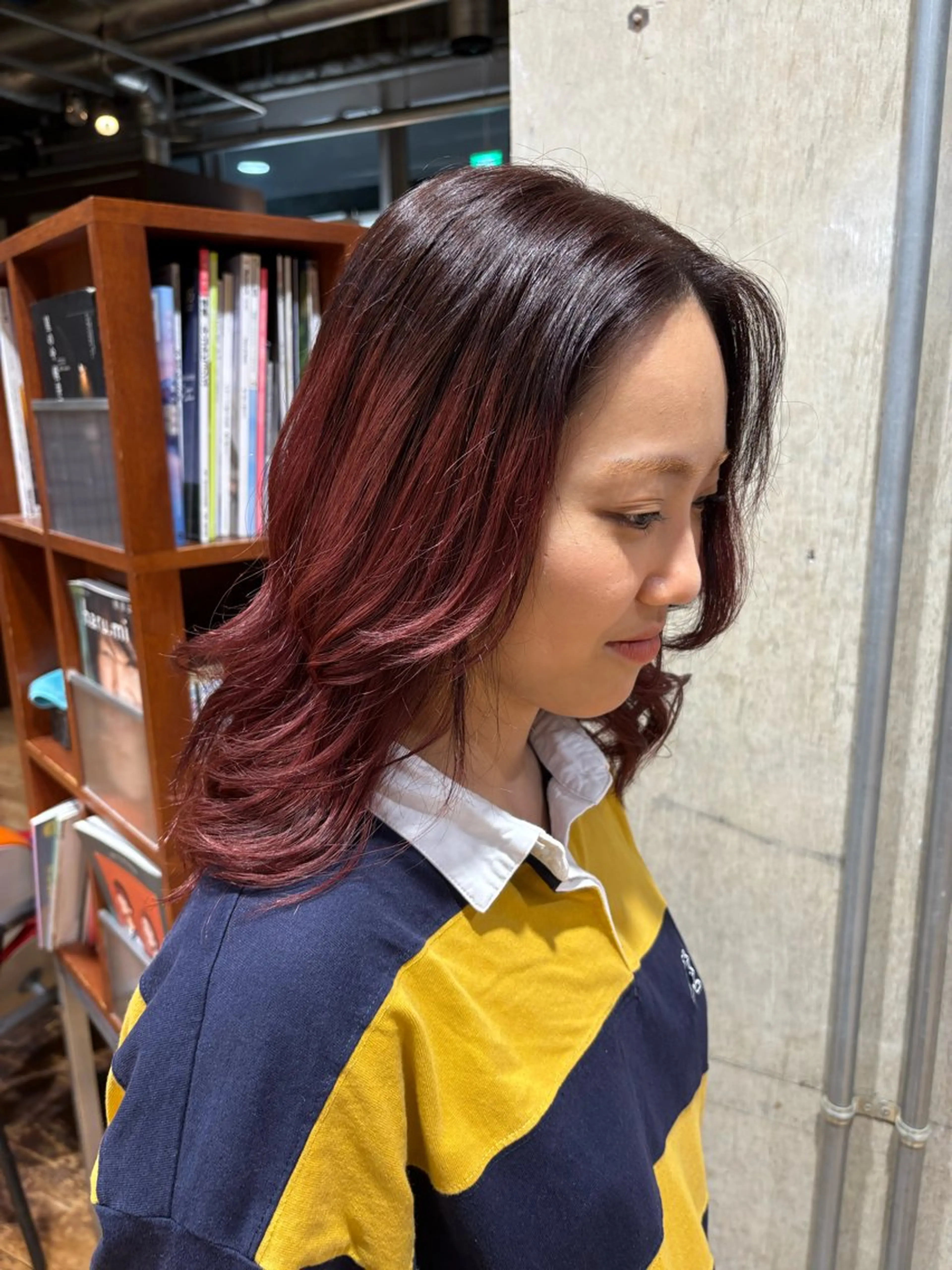 セミロング カラー ブリーチ デザインカラー ヘアカラー たけみ りさのヘアスタイル