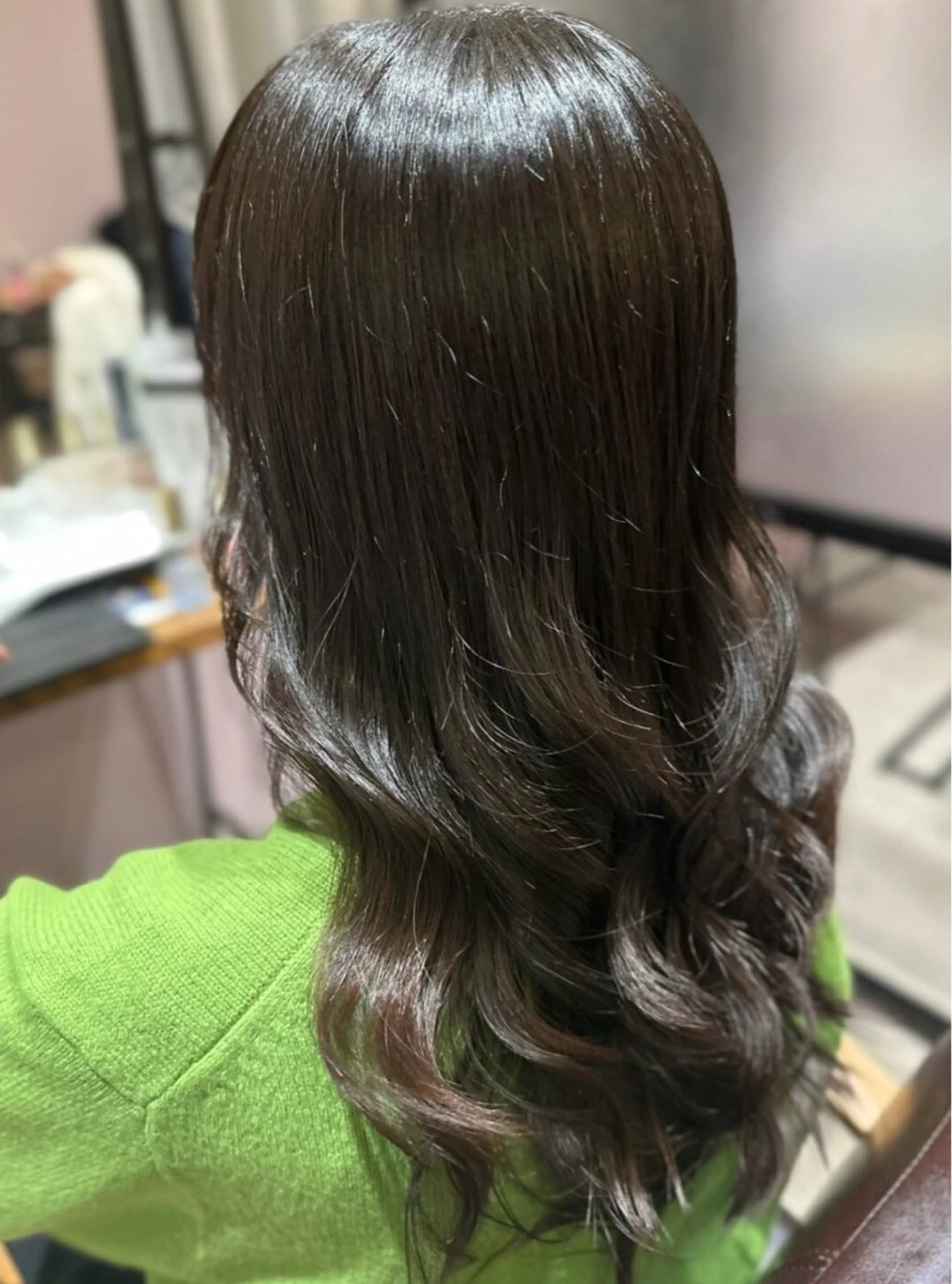 ロング 作野 潮織のヘアスタイル