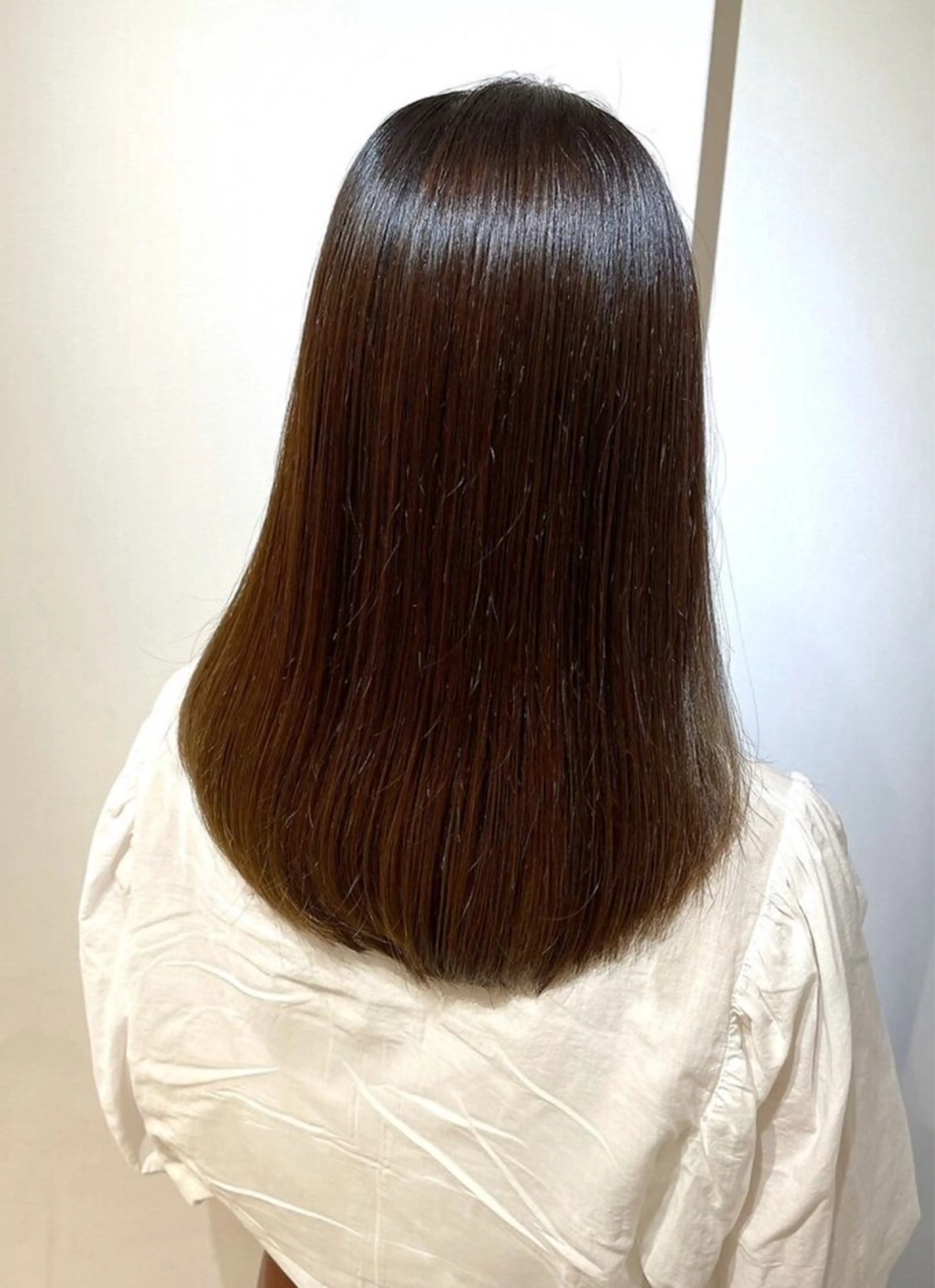 セミロング カラー 長濱 奏のヘアスタイル