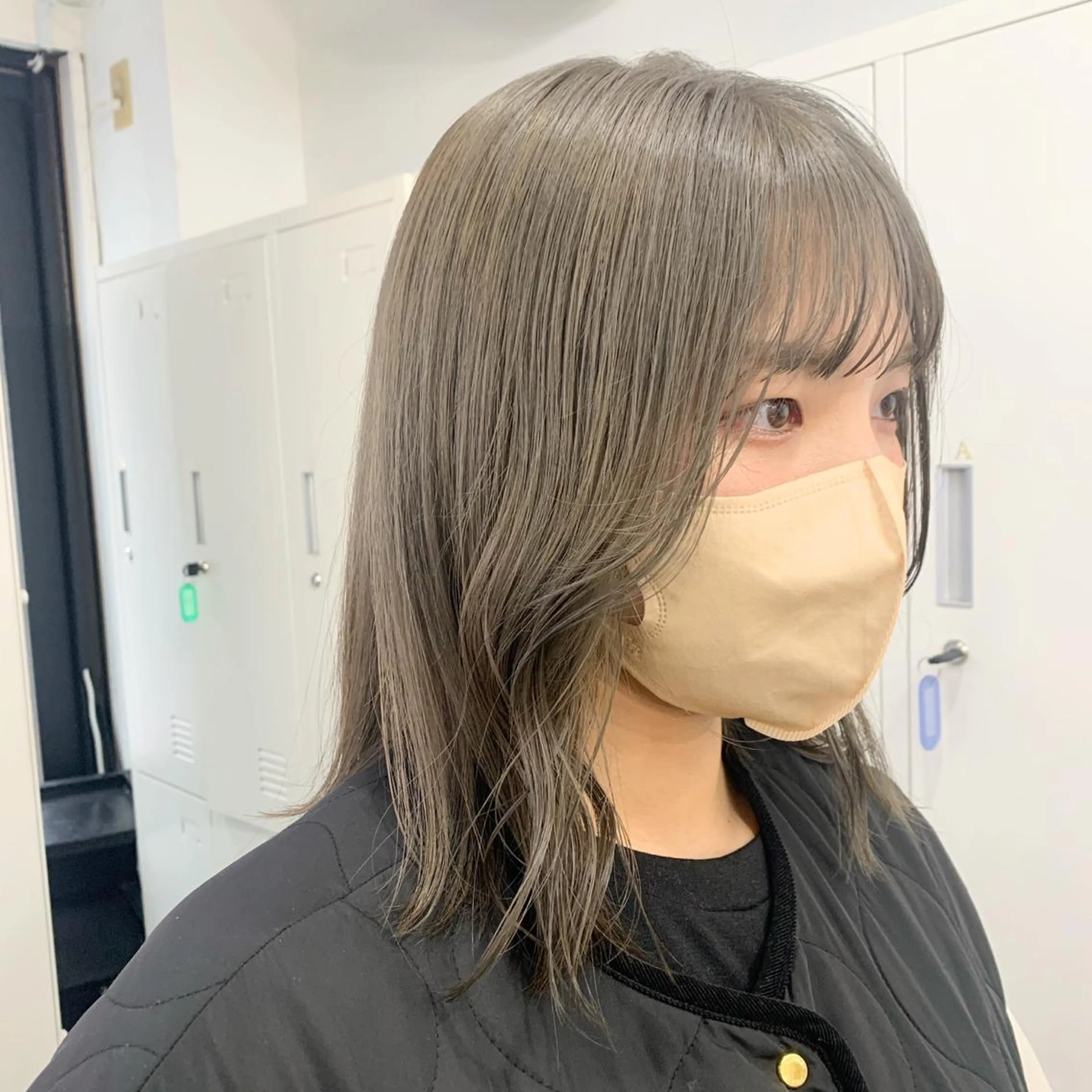 ミディアム カラー ヘアカラー トリートメント 赤みゼロ/透明感 カラー🌿KANTAのヘアスタイル