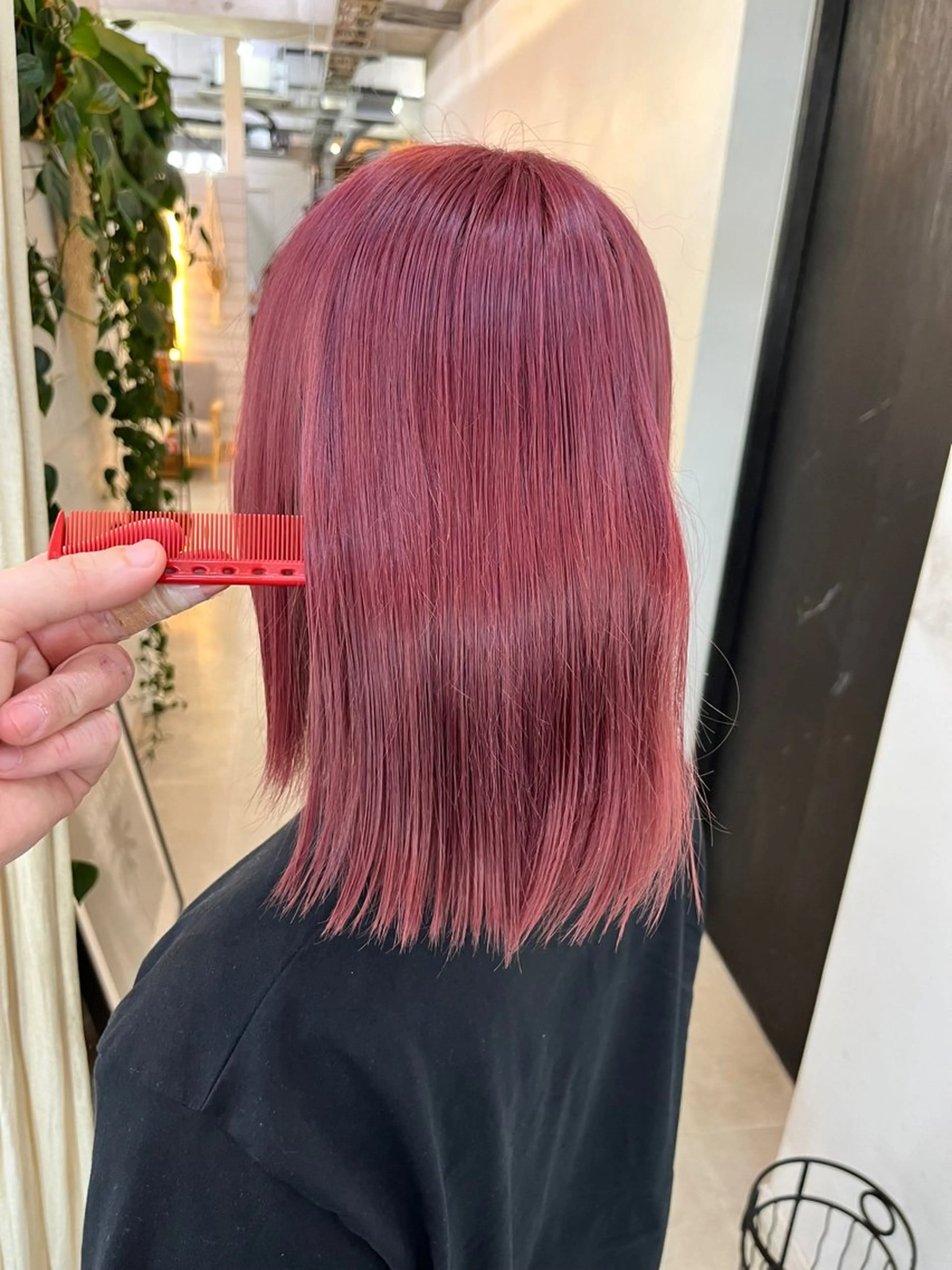 ショート カラー ピンクカラー レッドカラー ヘアカラー トリートメント メンズパーマ ヘアカラー大成のヘアスタイル