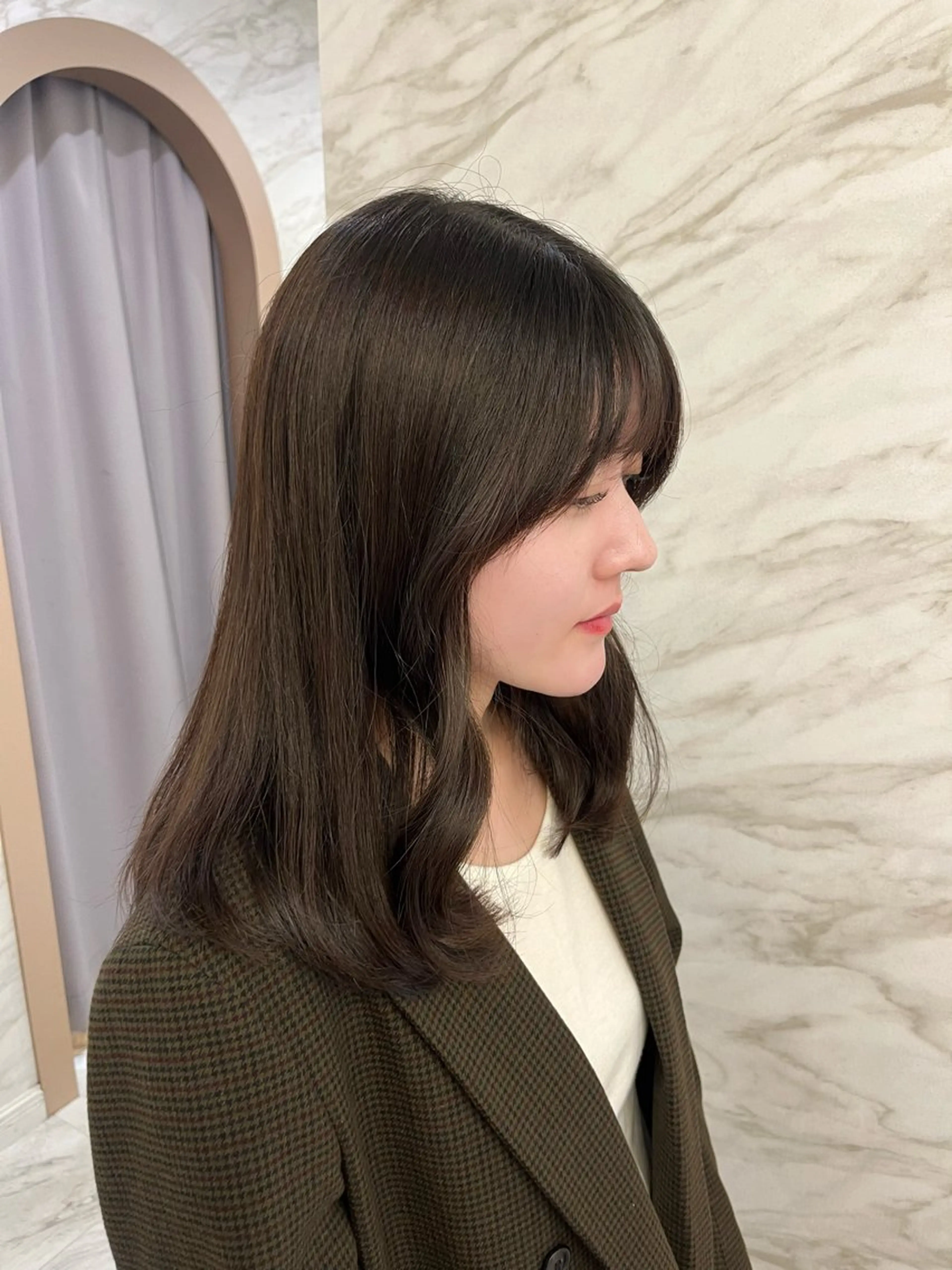 ミディアム カット ヘアセット 韓国🎀レイヤー/艶 髪/縮毛矯正/ユリナのヘアスタイル