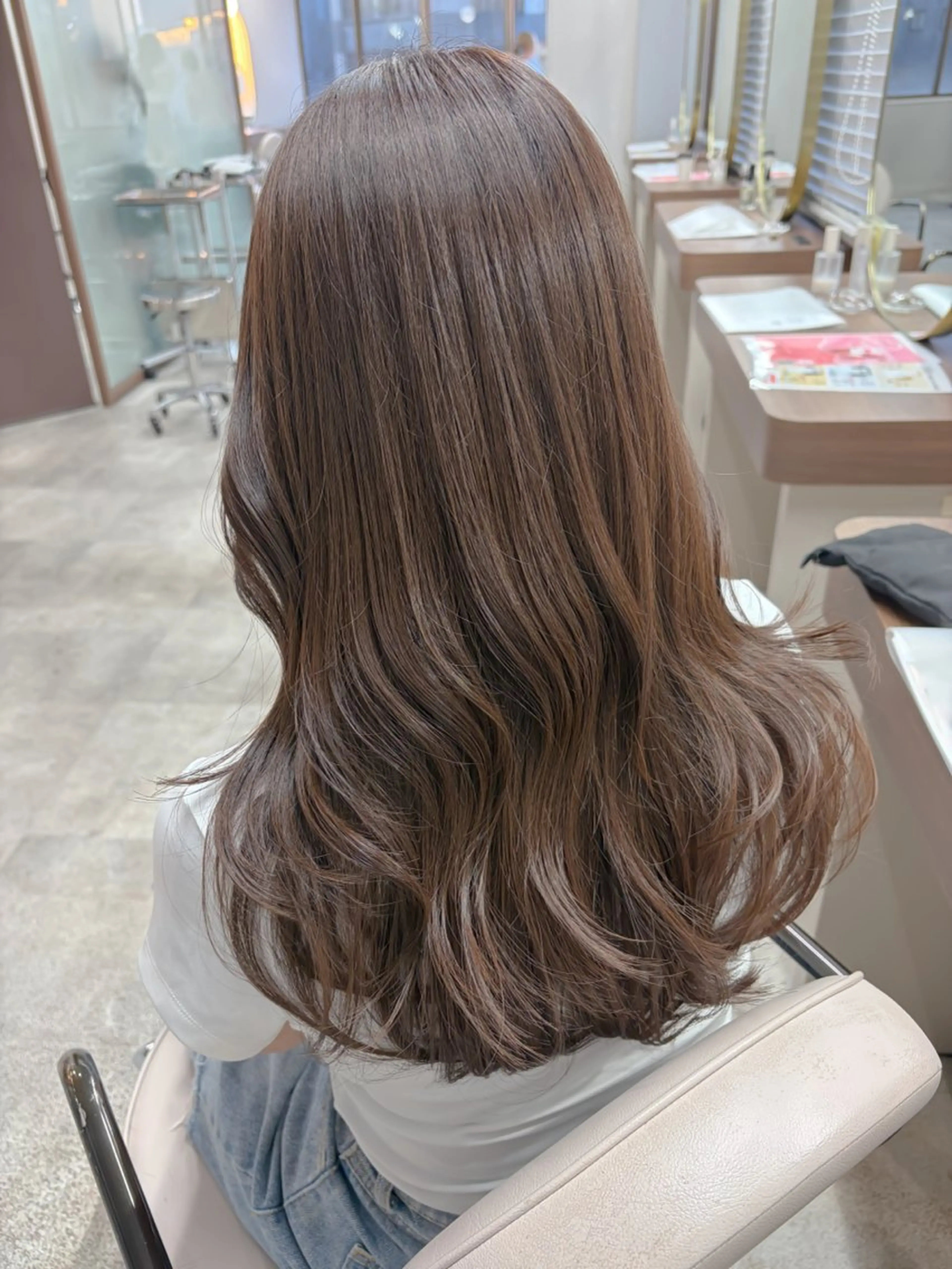 ロング カラー ブリーチ ブラウンカラー 透明感カラー マロンブラウン ブリーチなしカラー ヘアカラー トリートメント 藤野 結衣のヘアスタイル