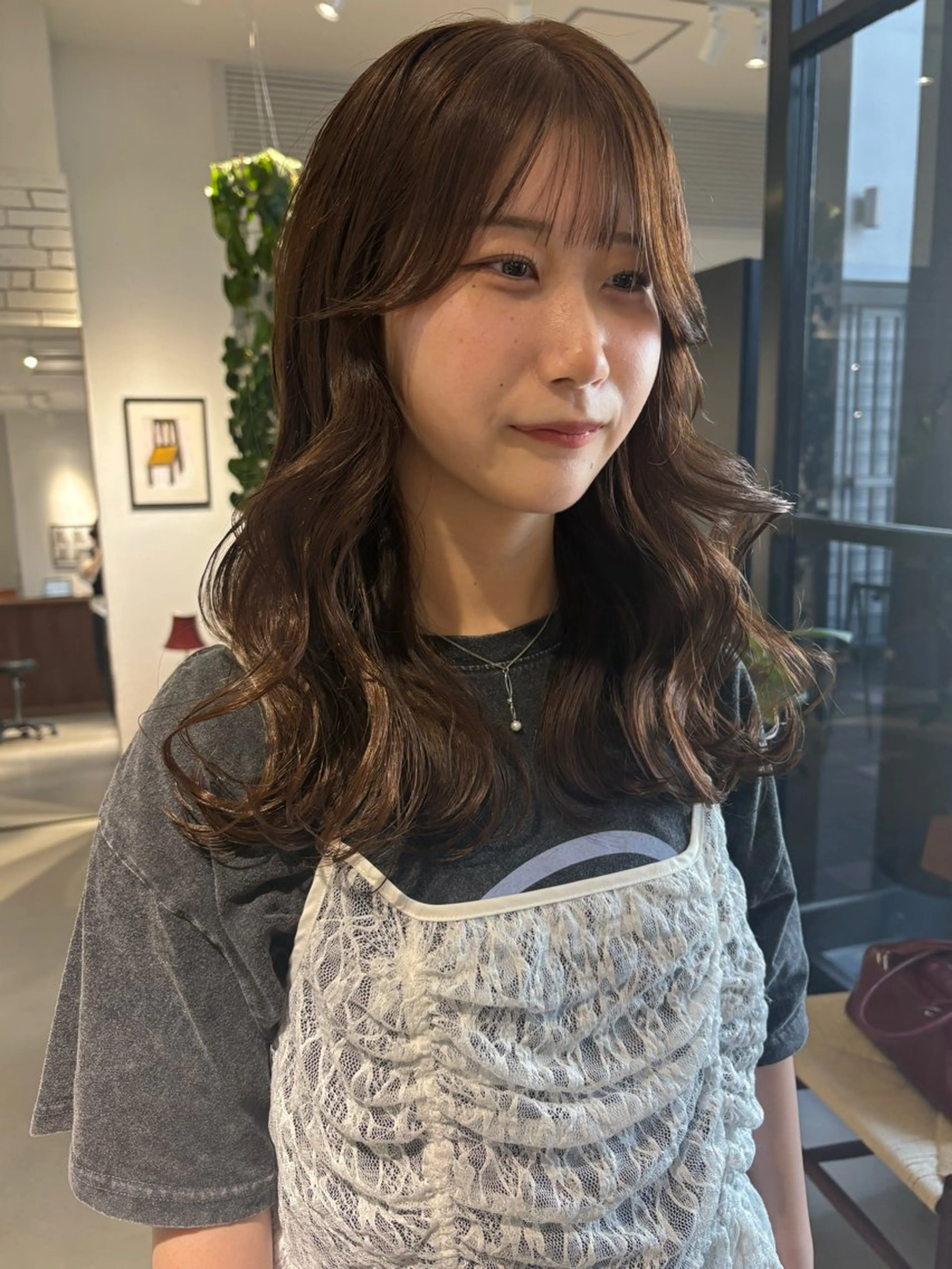 ミディアム カラー ベージュカラー ブリーチ ダブルカラー ブリーチなしカラー ヘアカラー Yui⭐️ 透け感カラーのヘアスタイル