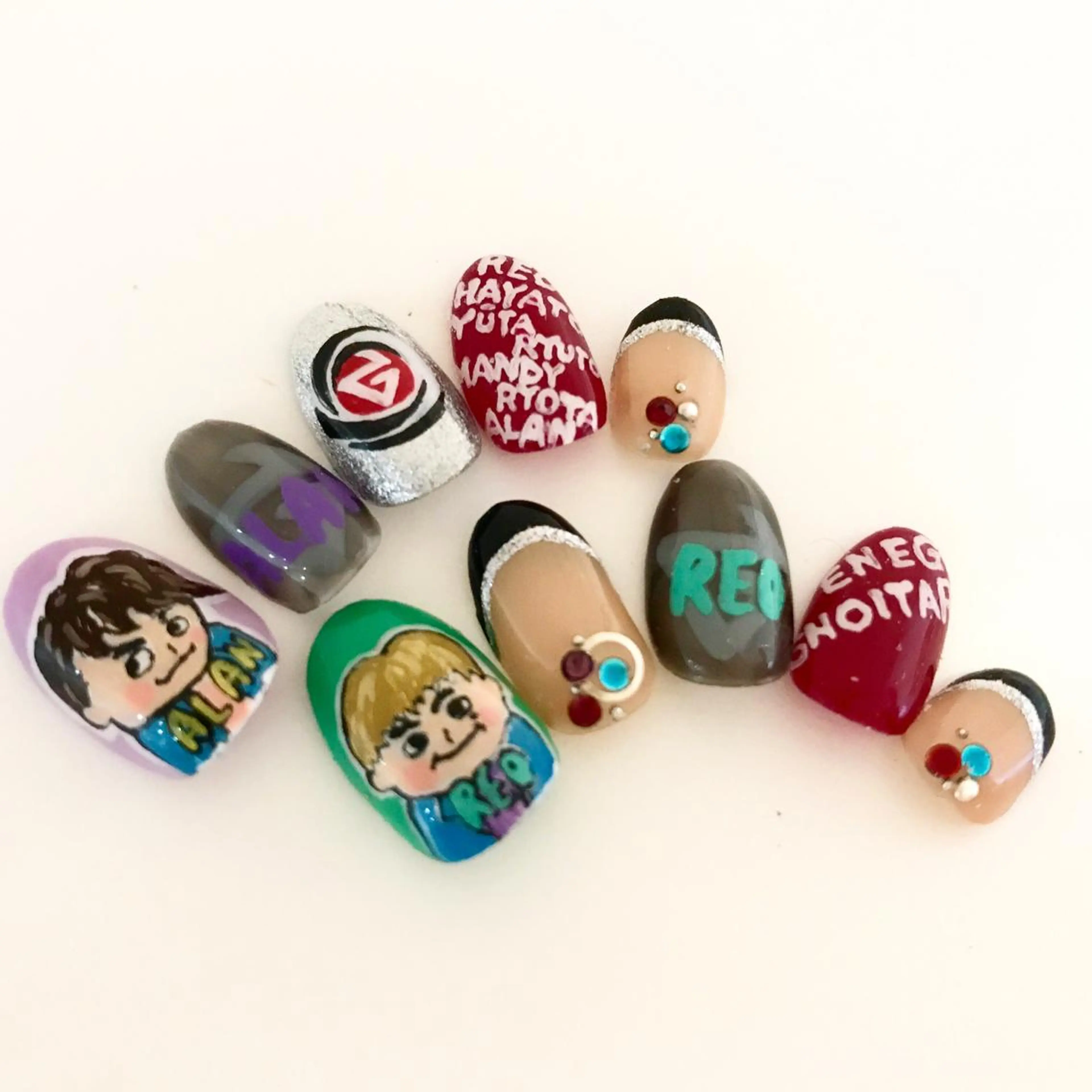 ネイル ネイルチップ NARUMI HYODOのネイルデザイン