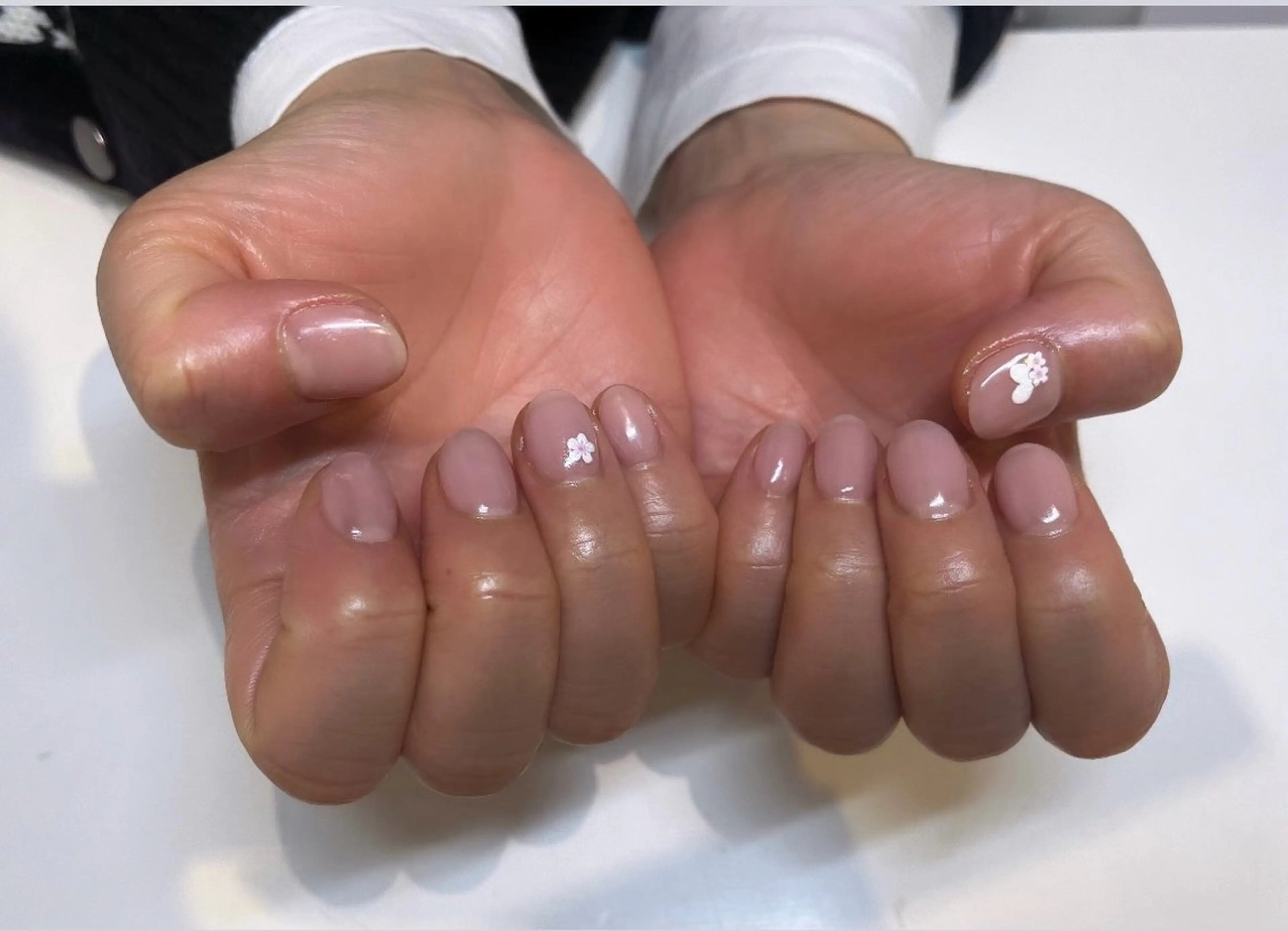 ネイル 橋本 麻衣のネイルデザイン