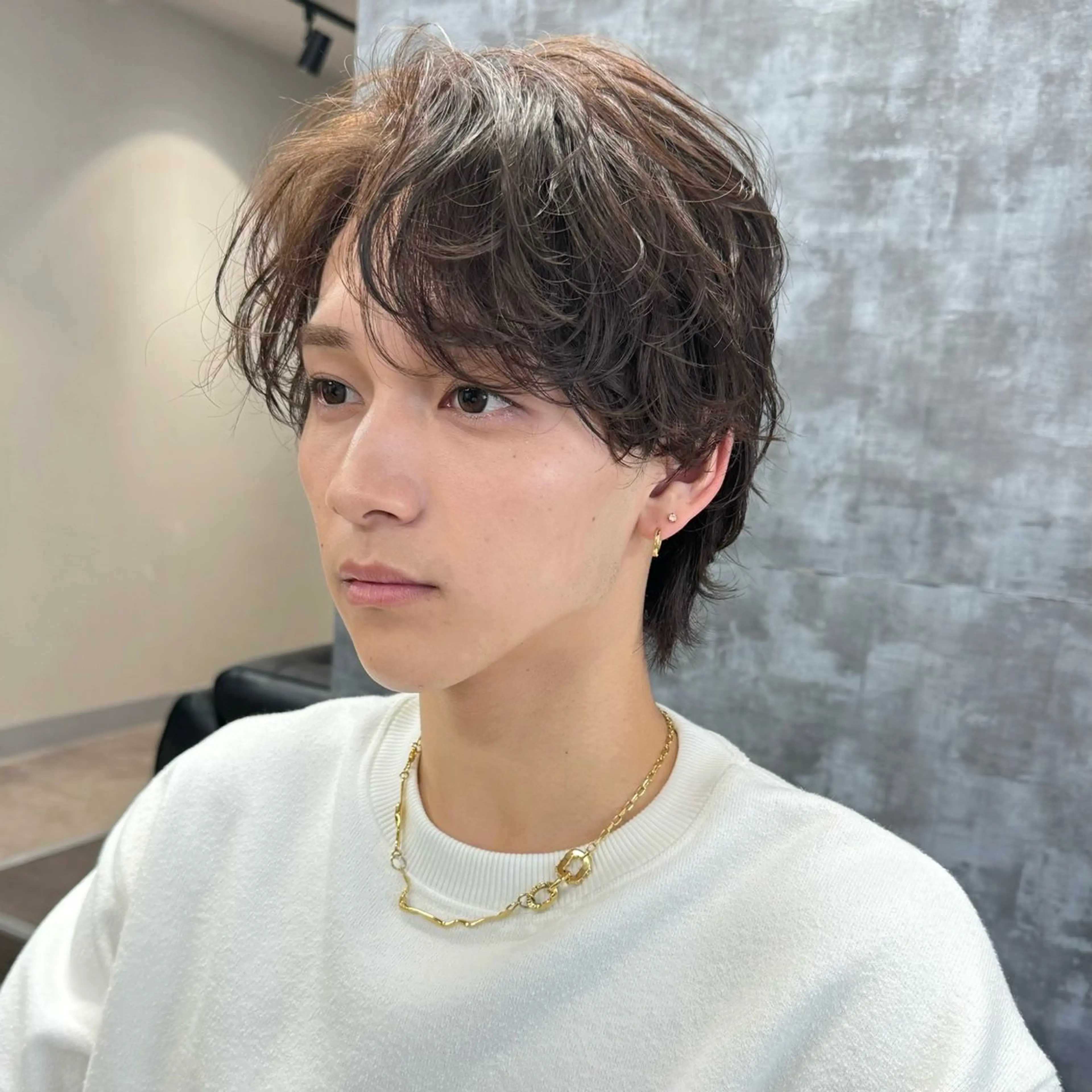 メンズ フェザーパーマ メンズパーマ 学生（メンズ向け） カット パーマ シャドウ/フェザー ニュアンスヘアメンズのヘアスタイル