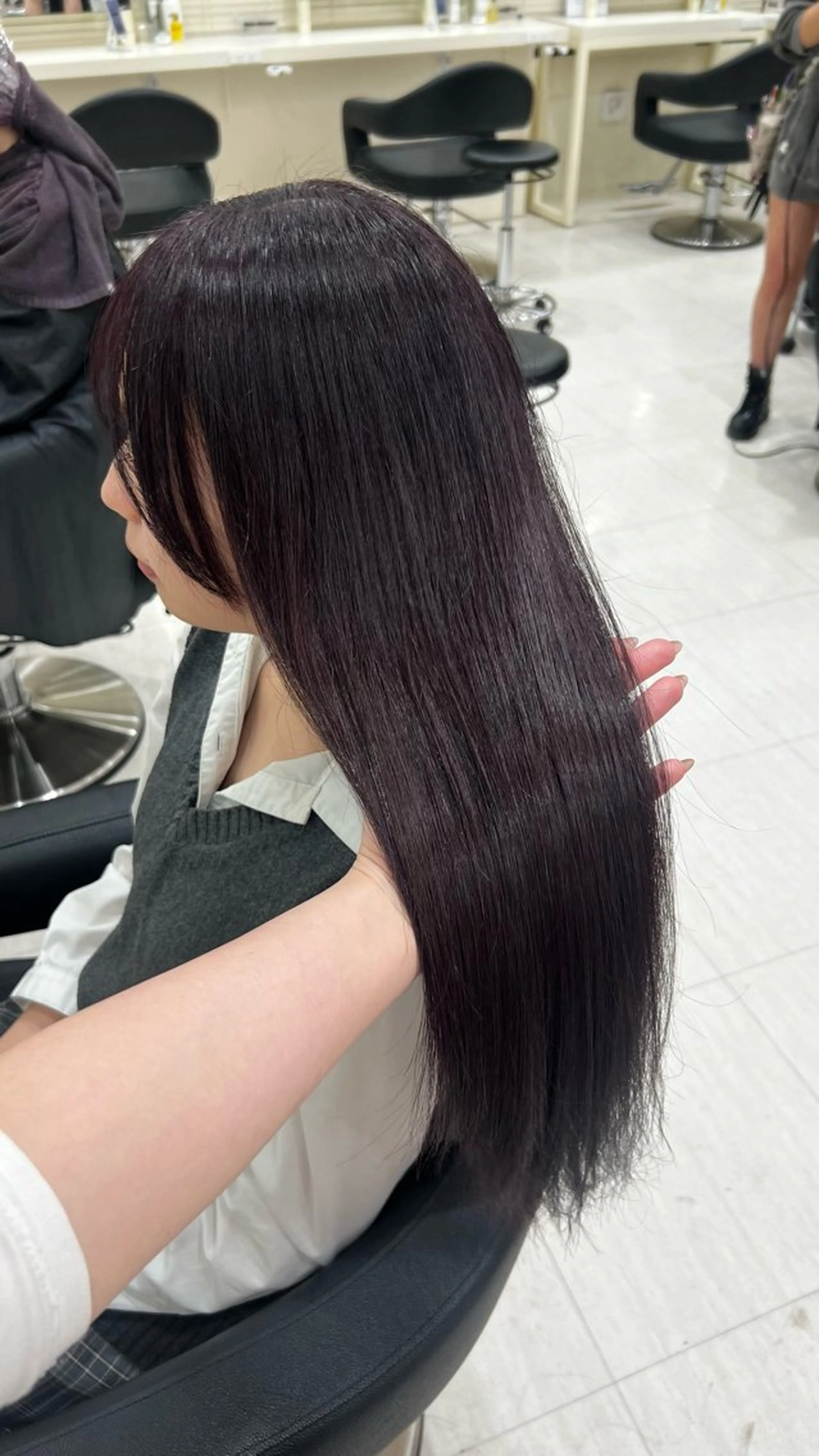 ロング カラー ヘアアレンジ ヘアカラー 韓国レイヤー＆ピンク 艶髪🩶maikoのヘアスタイル