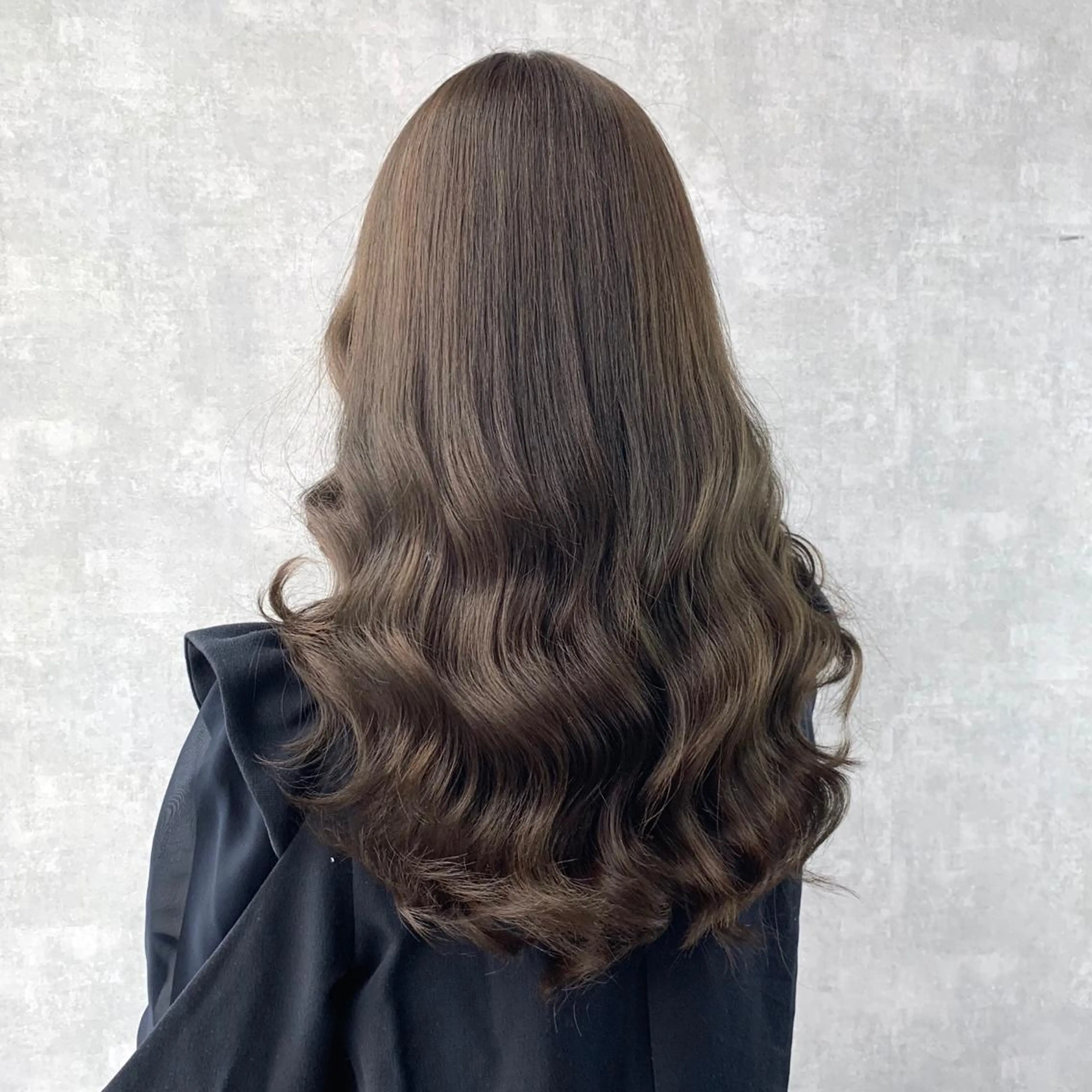 ロング カラー ブリーチ ブラウンカラー グレージュ ブリーチなしカラー ヨシンモリ K-POP好き美容師 🇰🇷Kai.Yのヘアスタイル