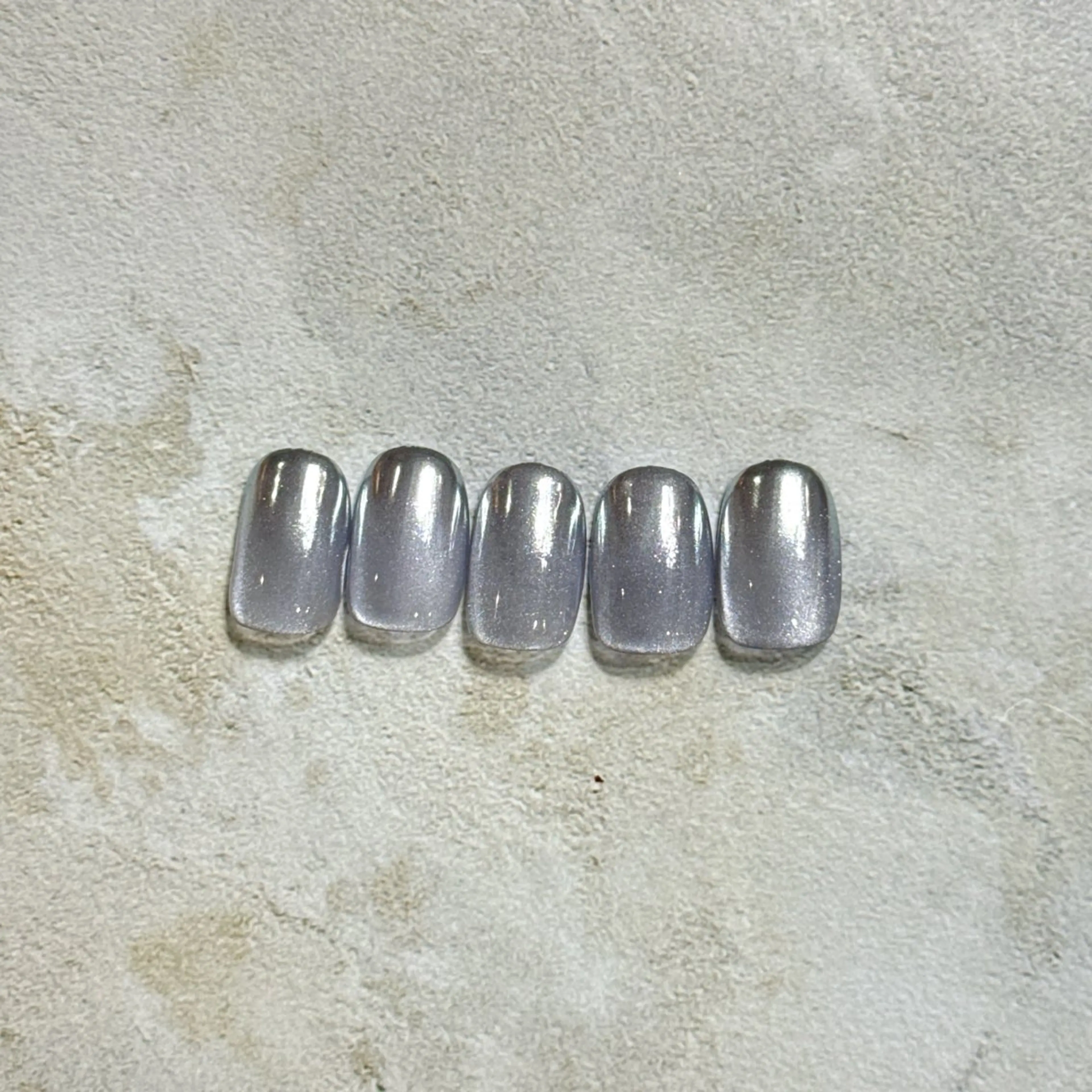 ネイル novem所属・novem Manamiのネイルデザイン