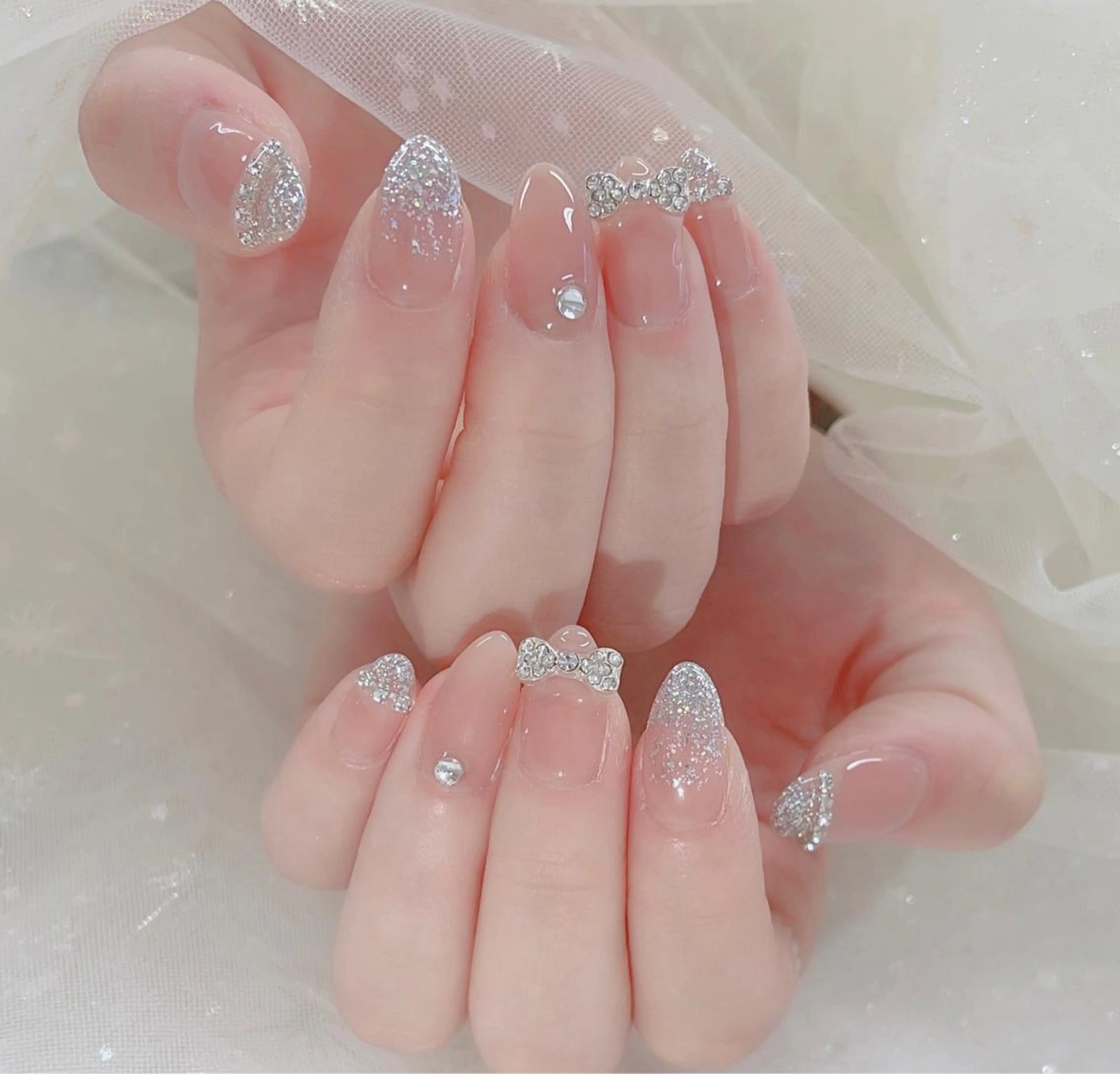 ネイル ハンドネイル Queens ciciのネイルデザイン