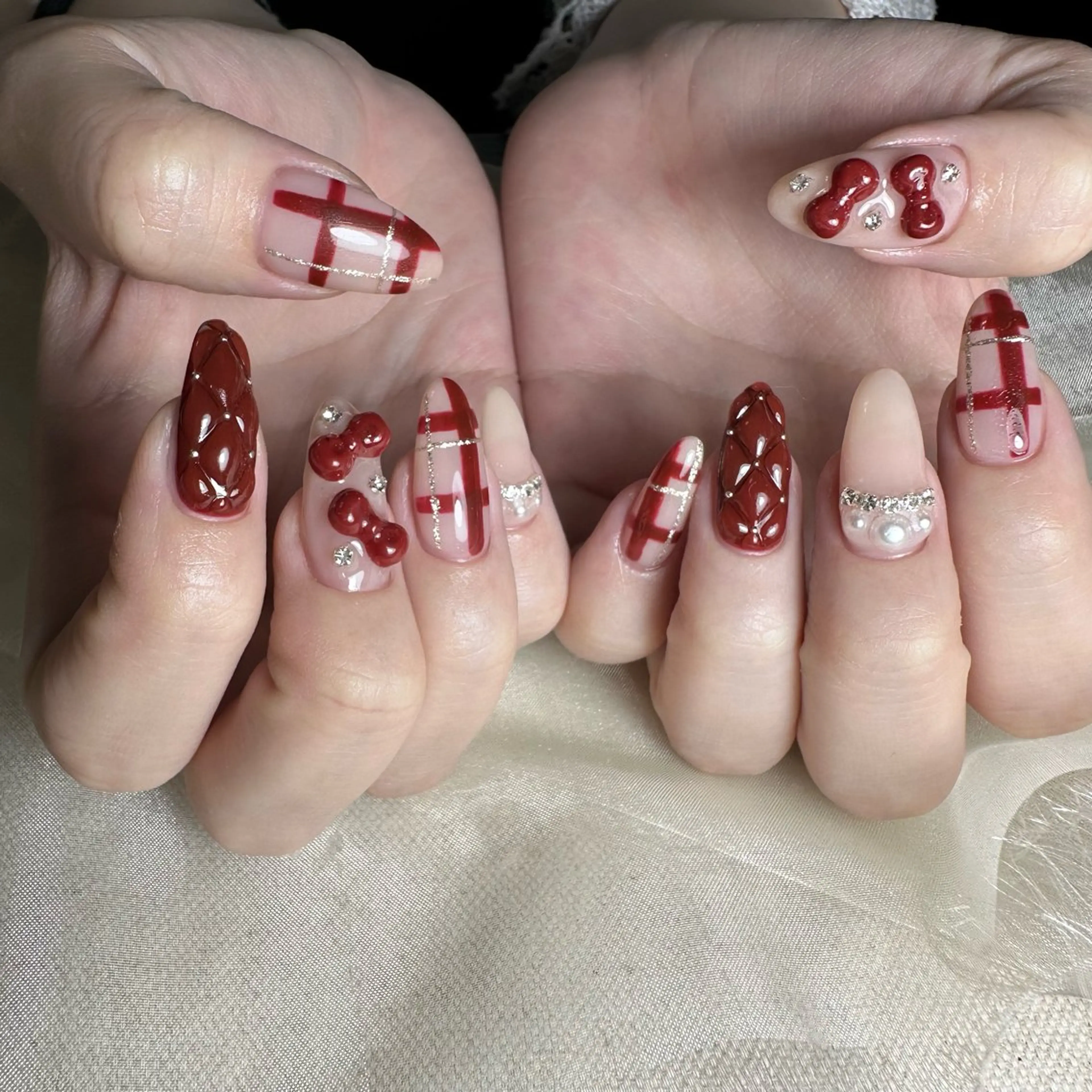 ネイル 里見 麗のネイルデザイン