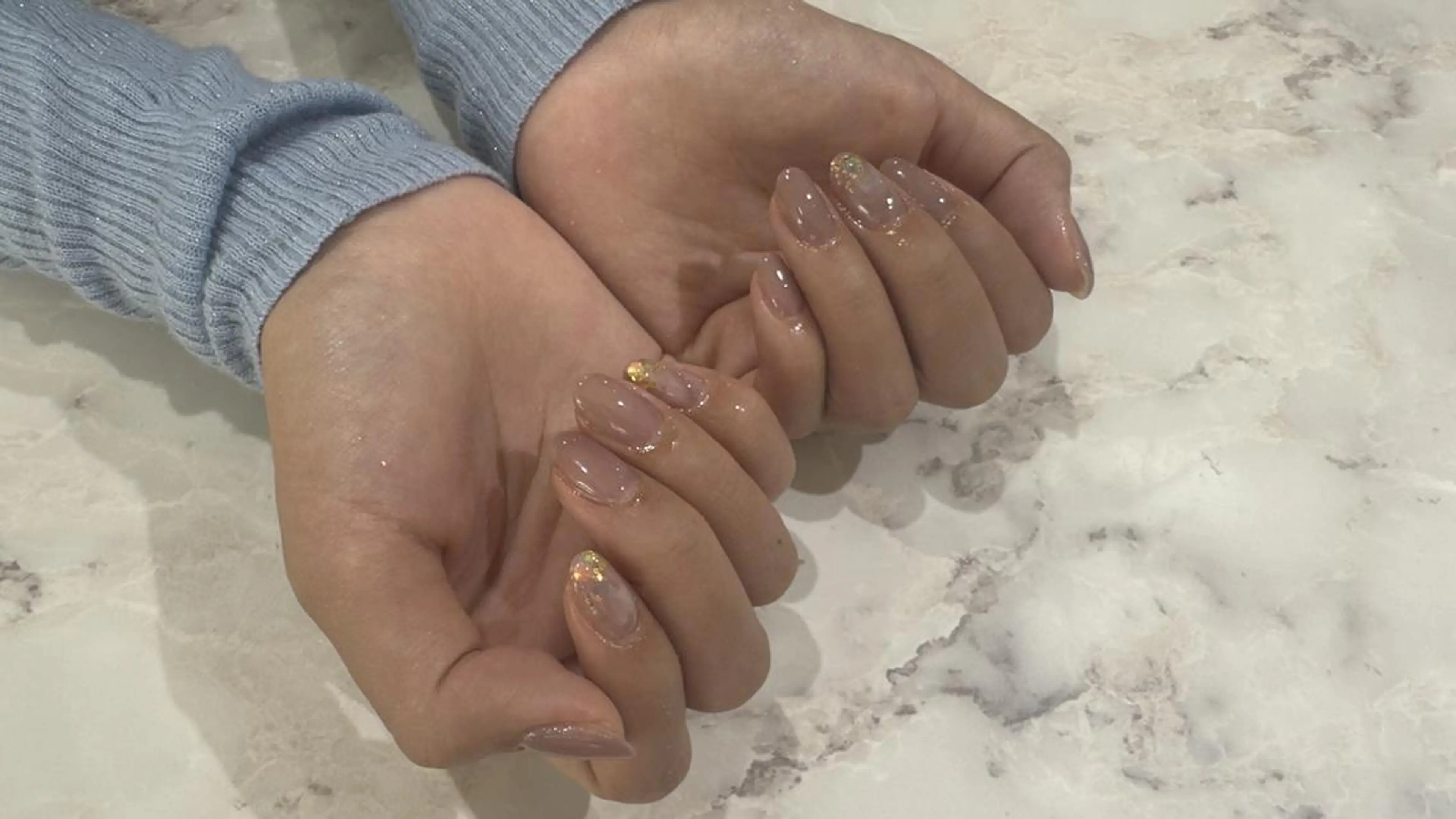 ネイル ラメ(グリッター) ニュアンスネイル ピンク ハンドネイル SalonLinda Marikoのネイルデザイン
