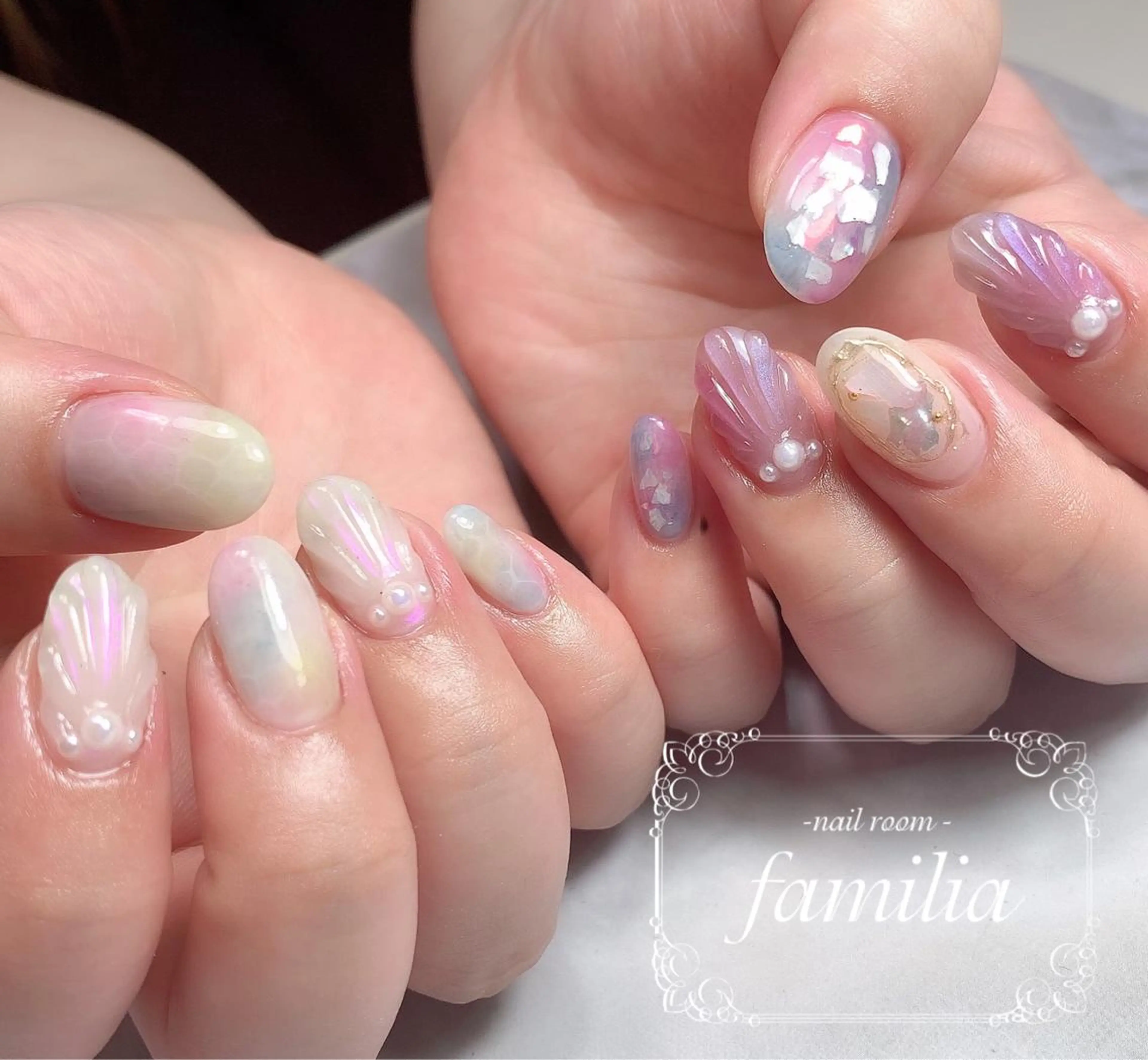 ネイル ハンドネイル -nailroom- familiaのネイルデザイン