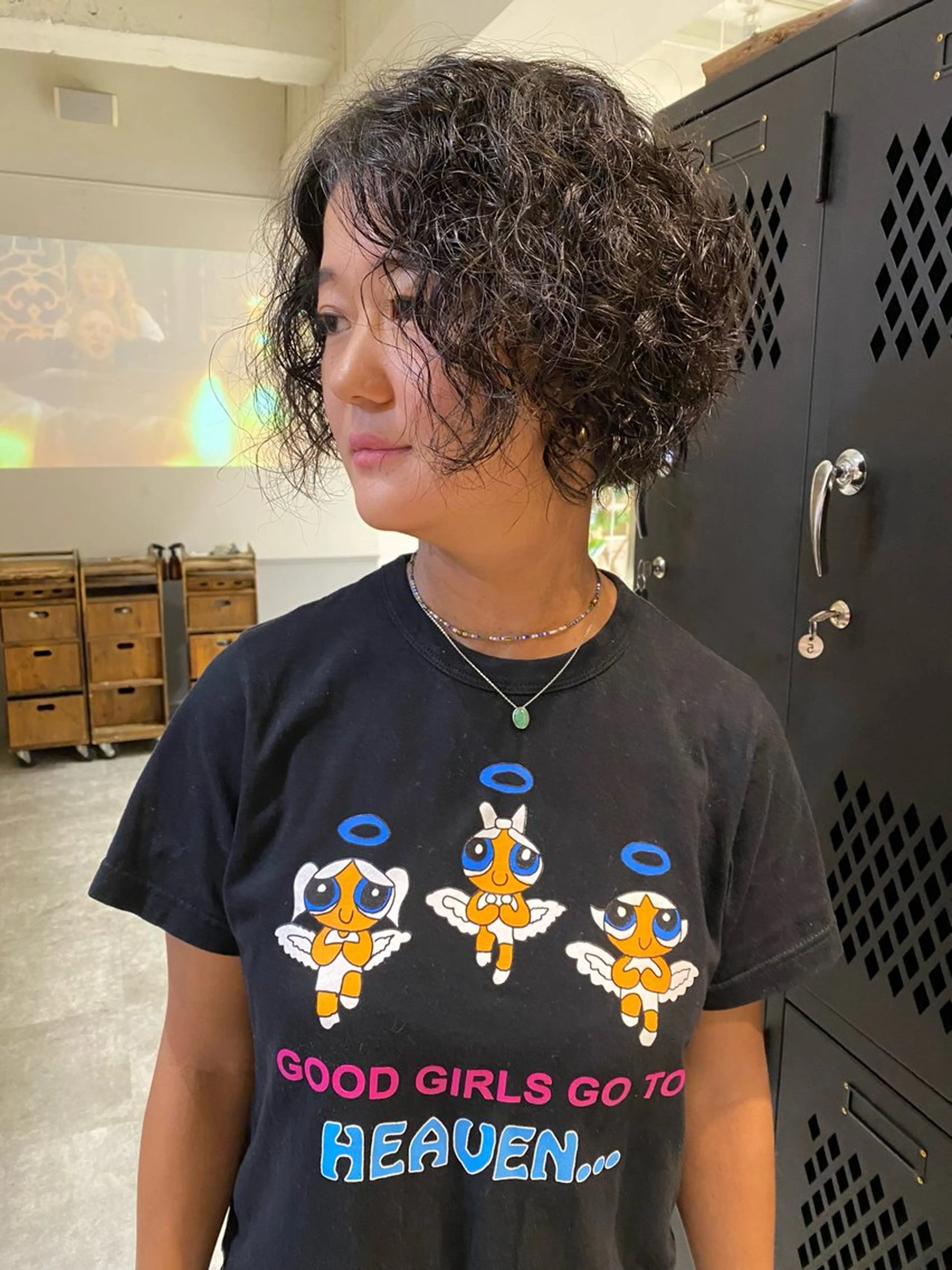 ミディアム ミディアムパーマ 薄暮 マツイ　レンのヘアスタイル