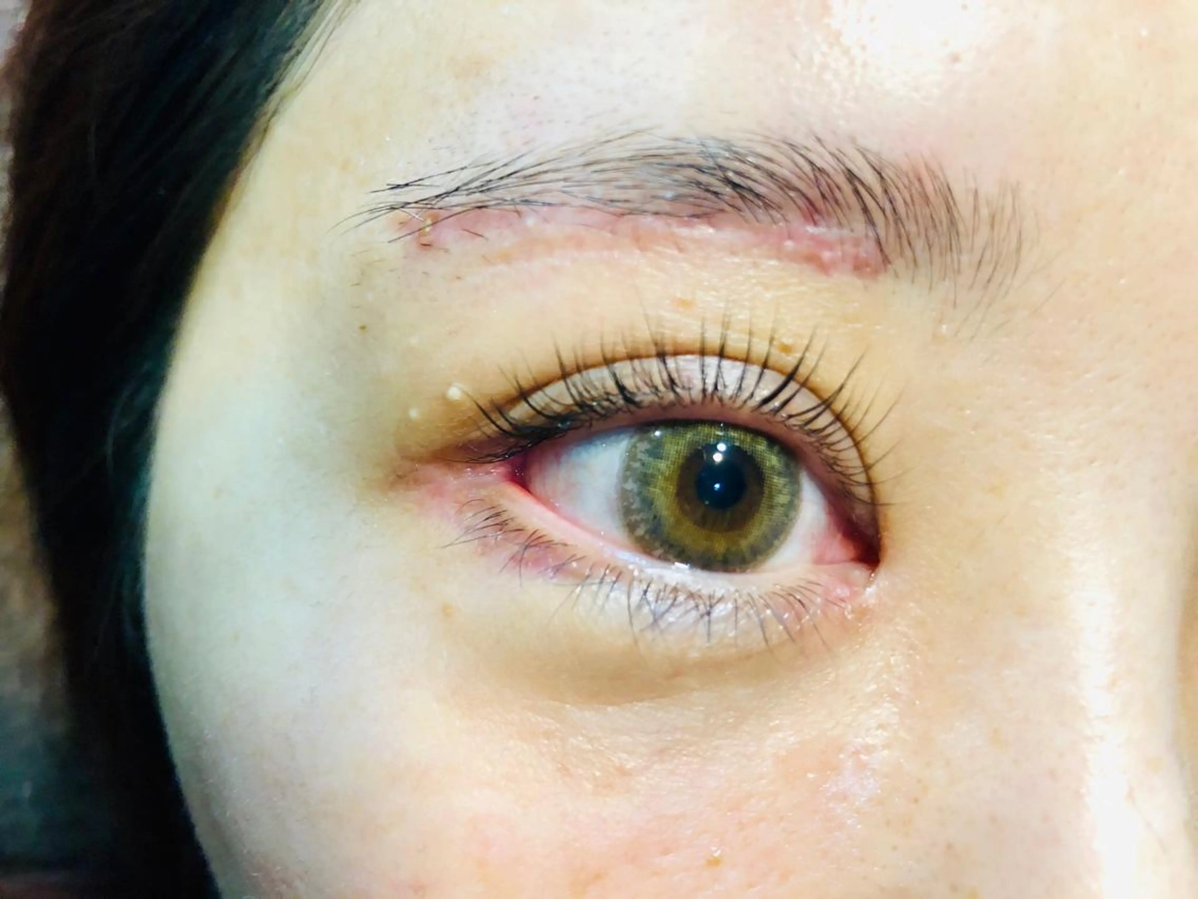 マツエク・マツパ vi viのヘアスタイル