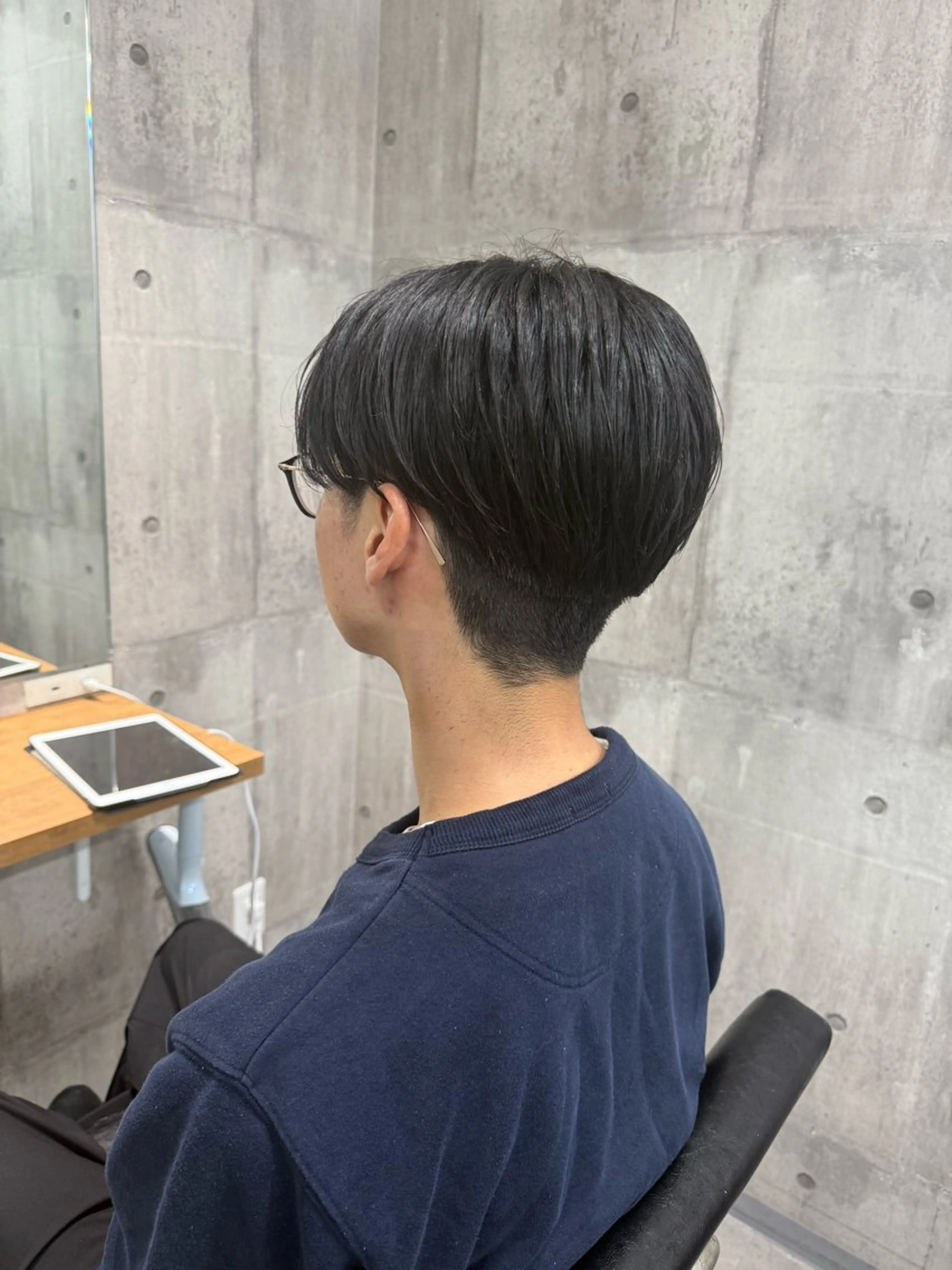 ショート メンズ ayano /レイヤー/艶カラーのヘアスタイル