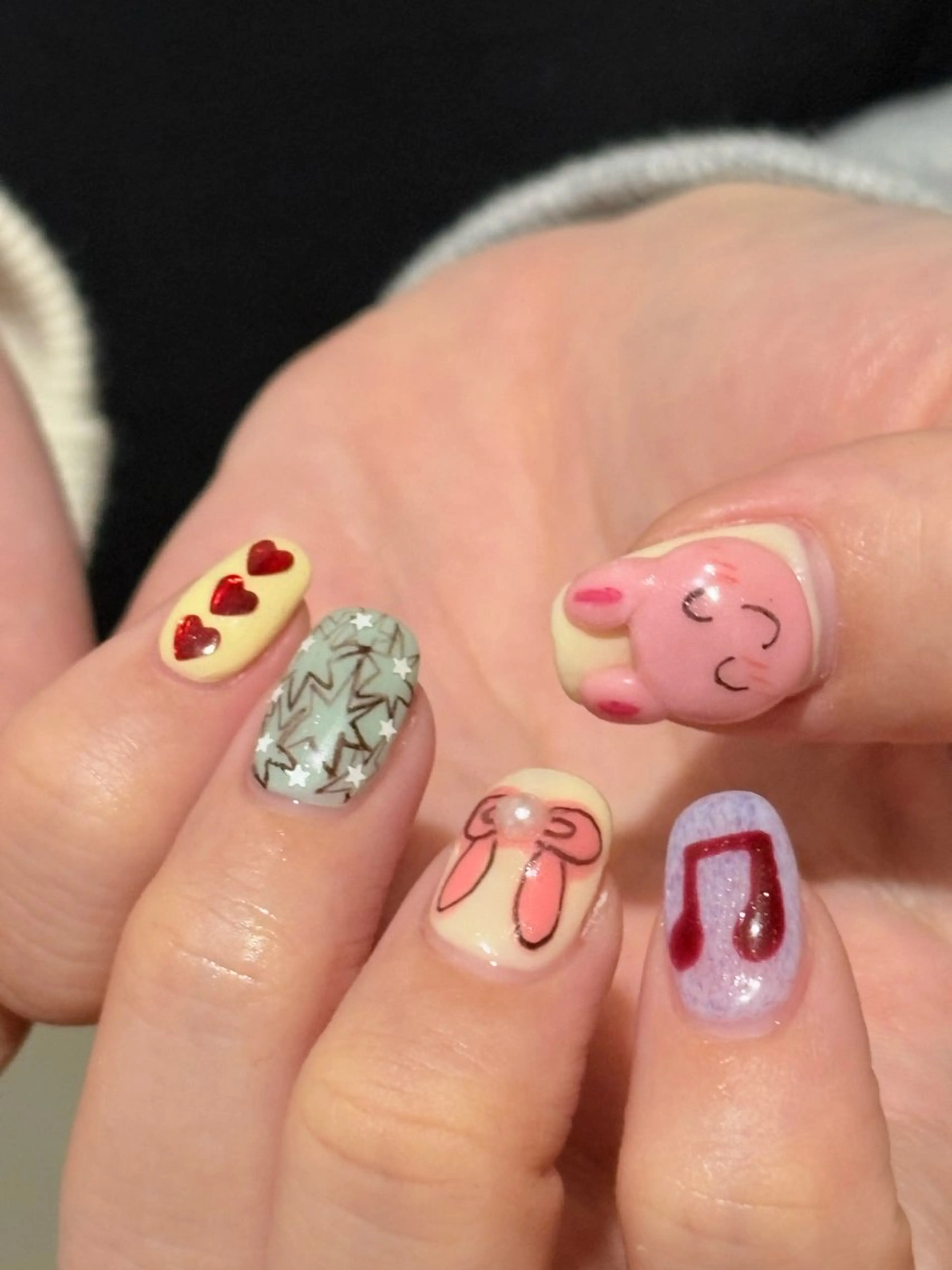 ネイル she saw me / shokoのネイルデザイン