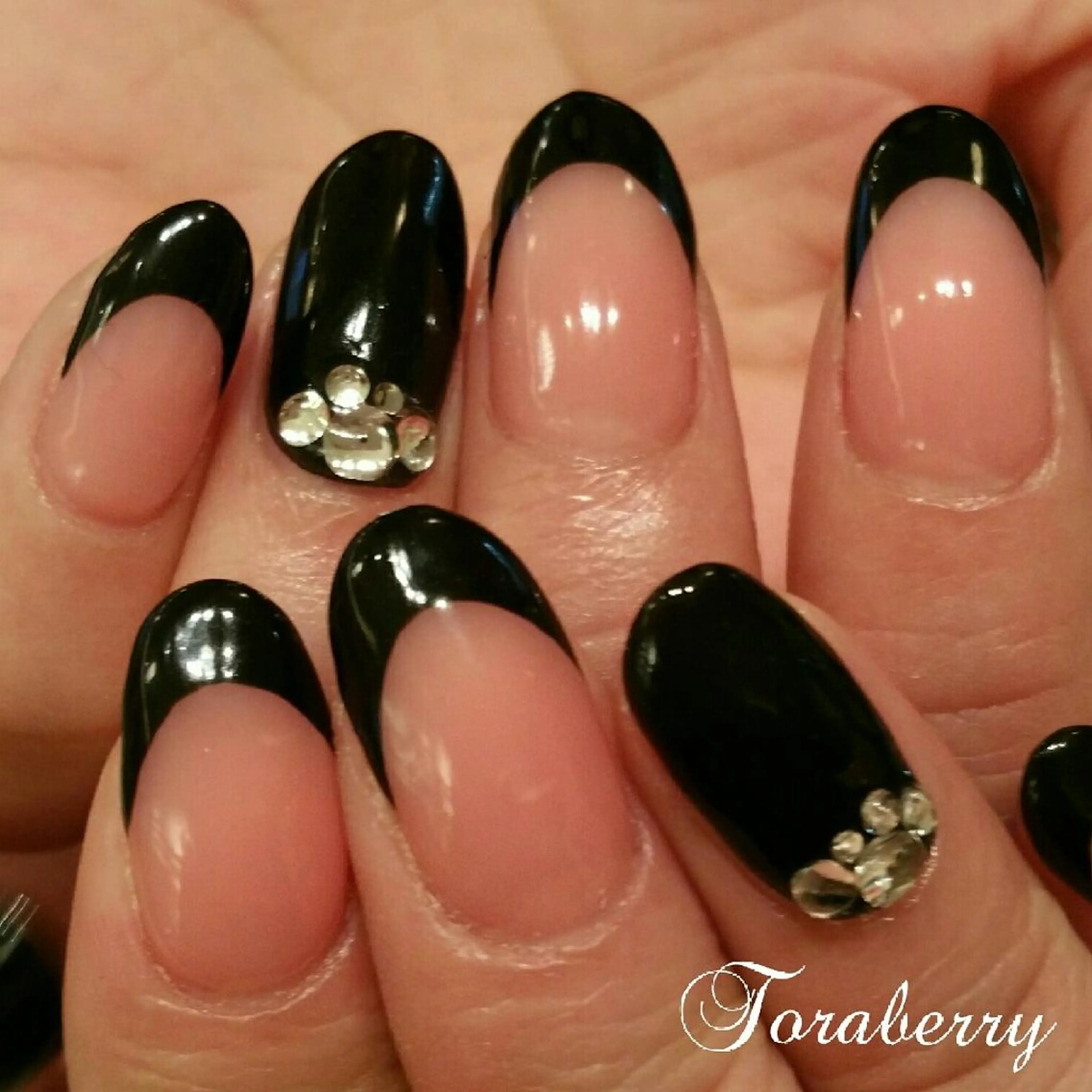 ネイル フレンチネイル ネイリスト なつみのネイルデザイン