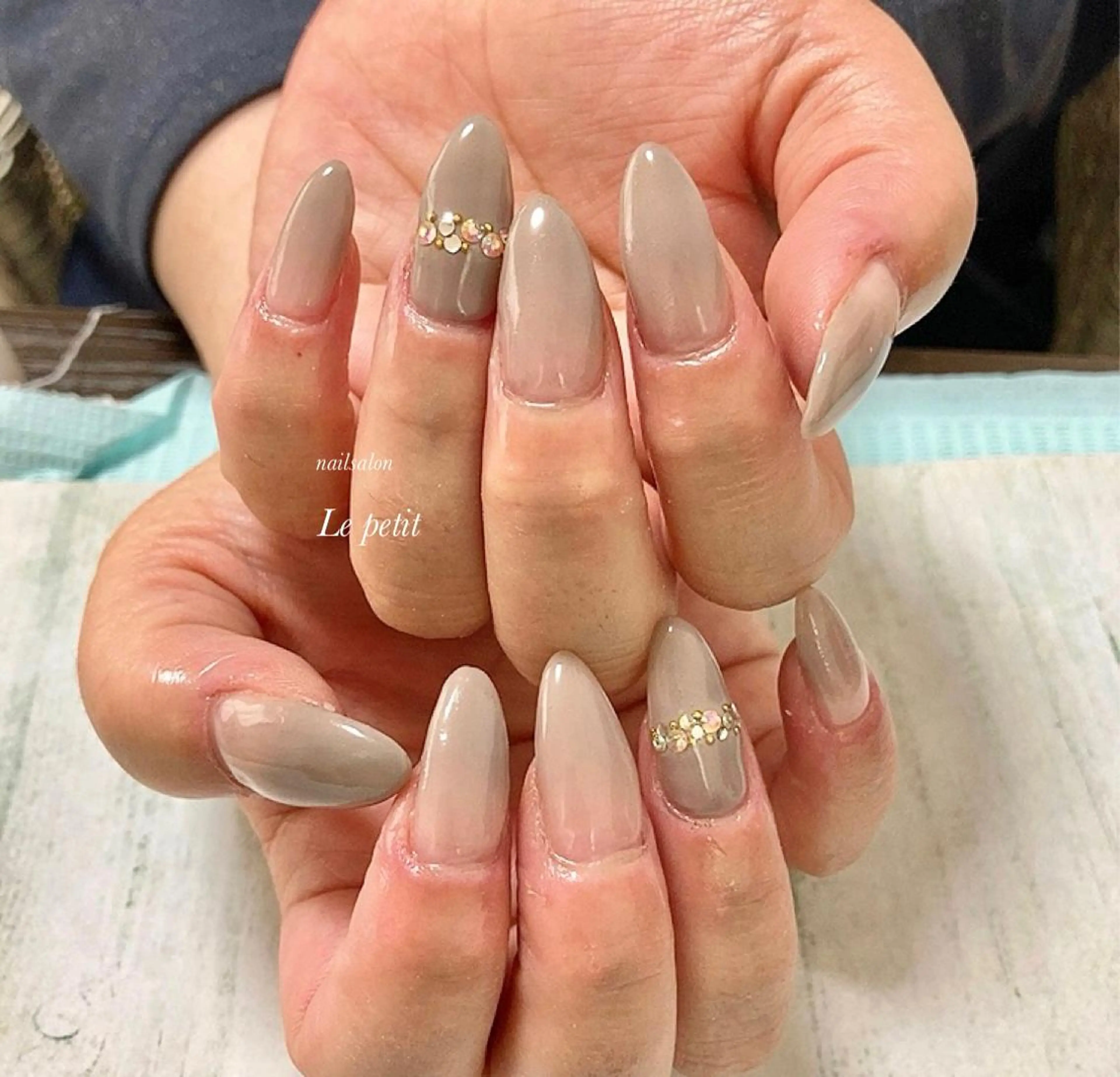 ネイル ハンドネイル 石野 広佳のネイルデザイン