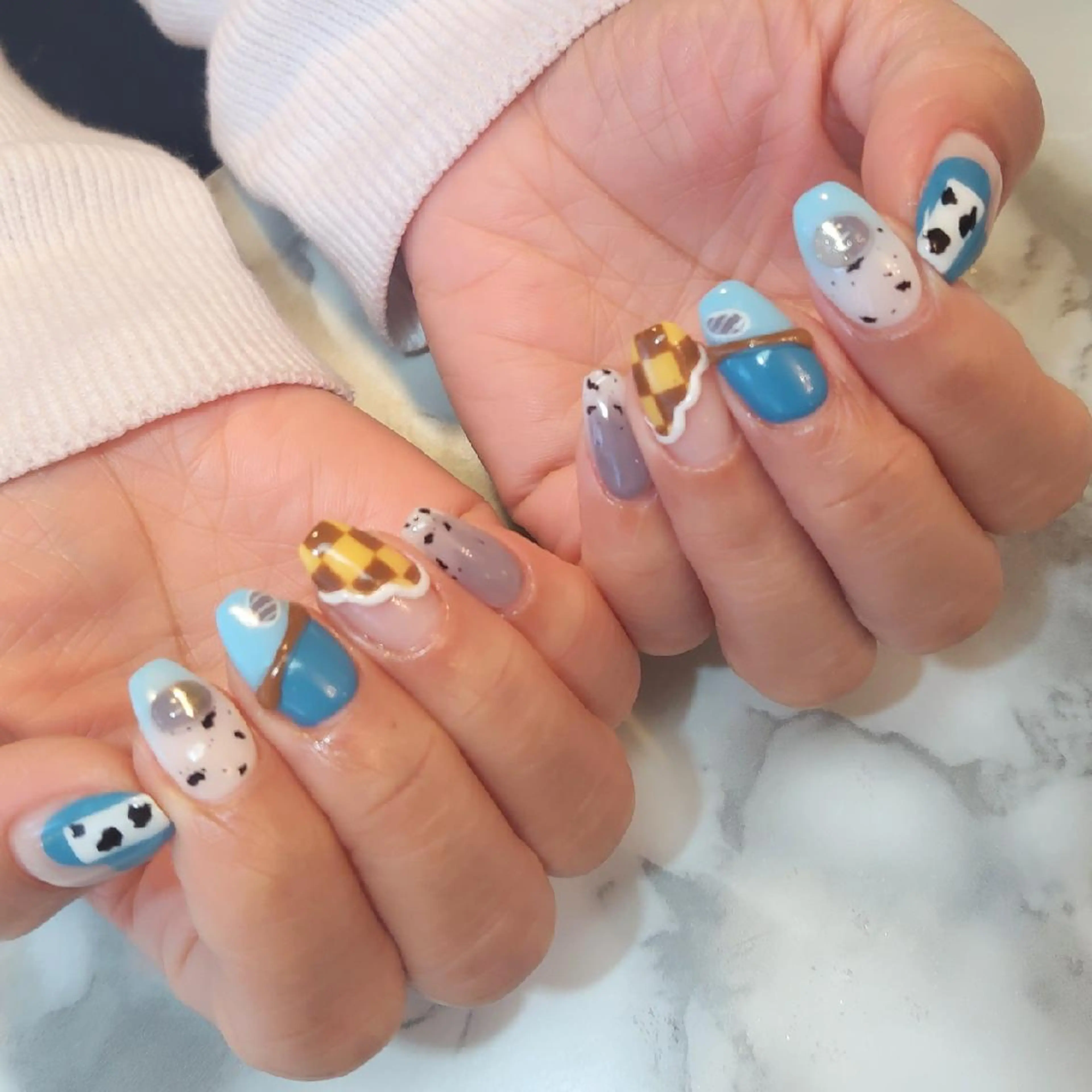 ネイル 持ち込み ジェヌインネイル 河内のネイルデザイン