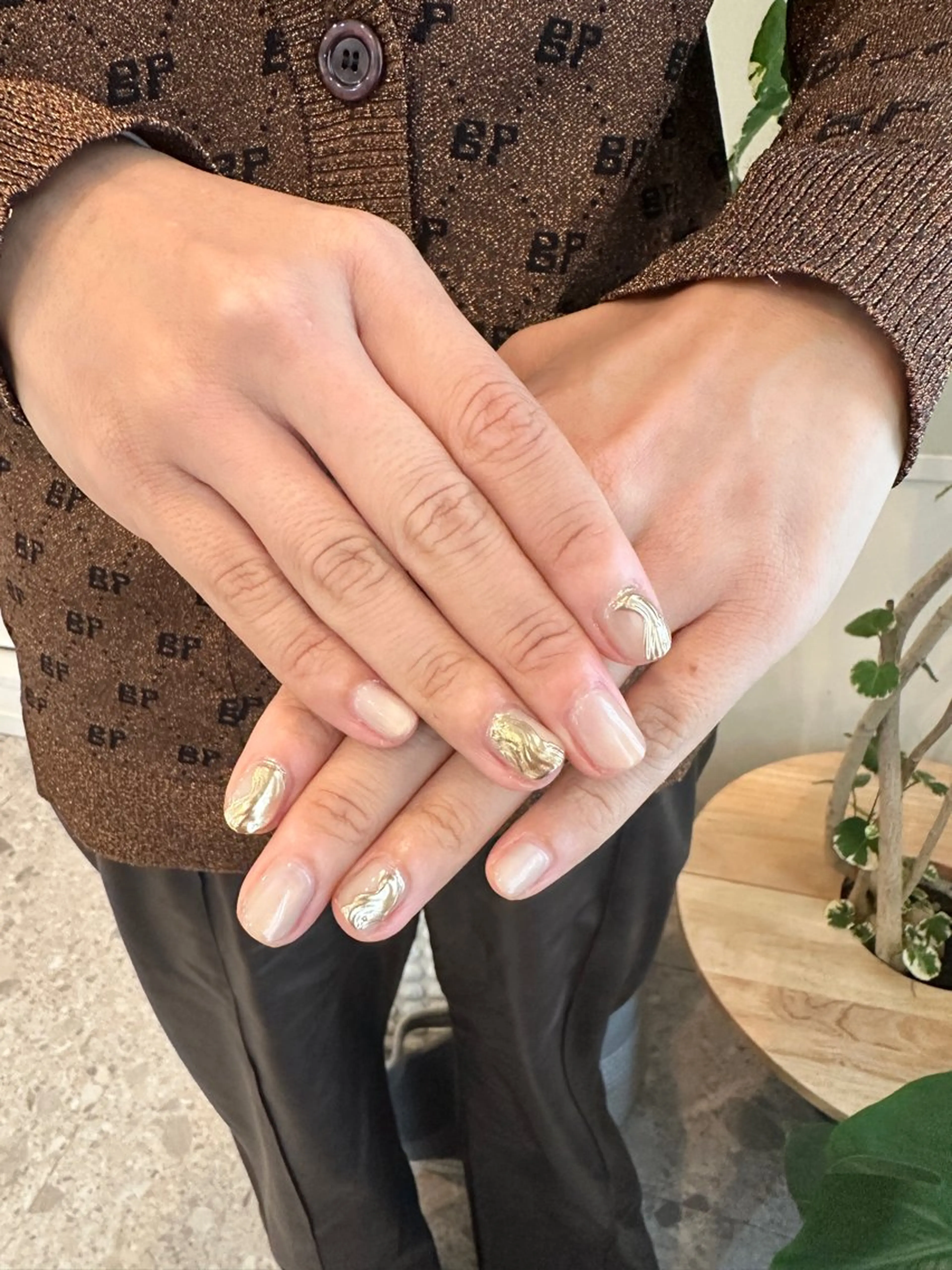 ネイル アートネイル マグネットネイル ミラーネイル nail salon RE所属・nail salon REのネイルデザイン