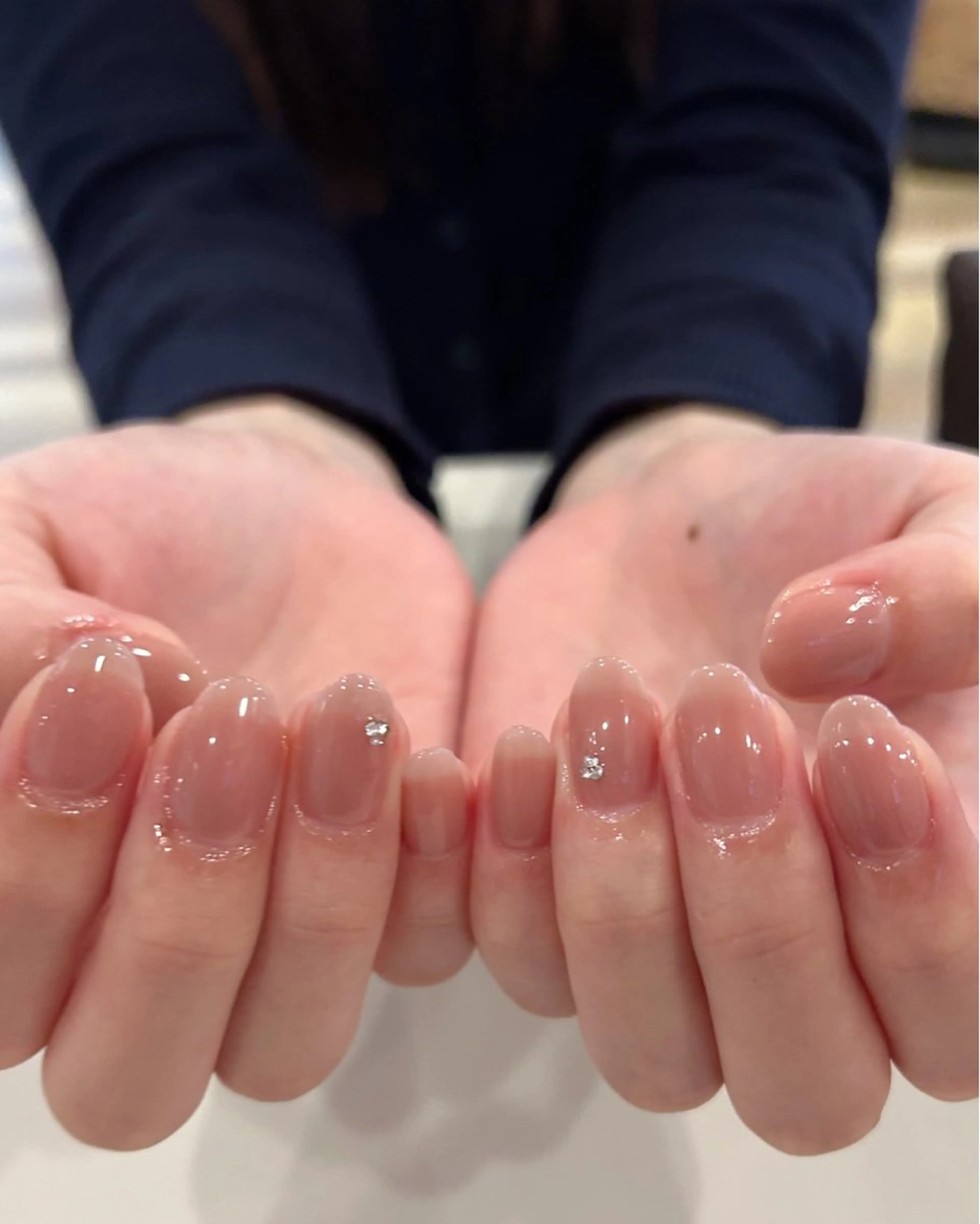 ネイル ストーンネイル ハンドネイル 岡崎 佑香のネイルデザイン
