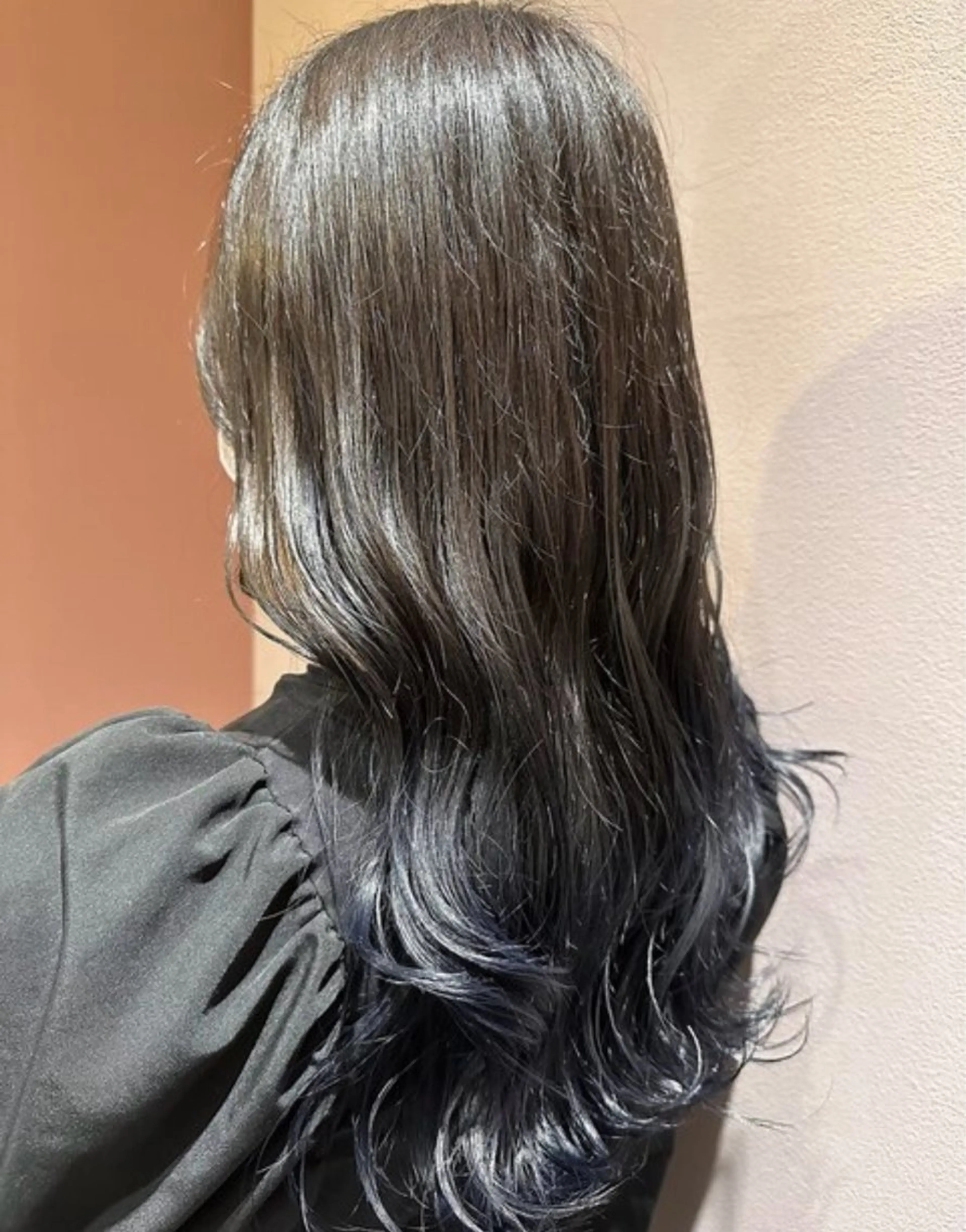 カラー ヘアカラー 梶 瑞希のヘアスタイル