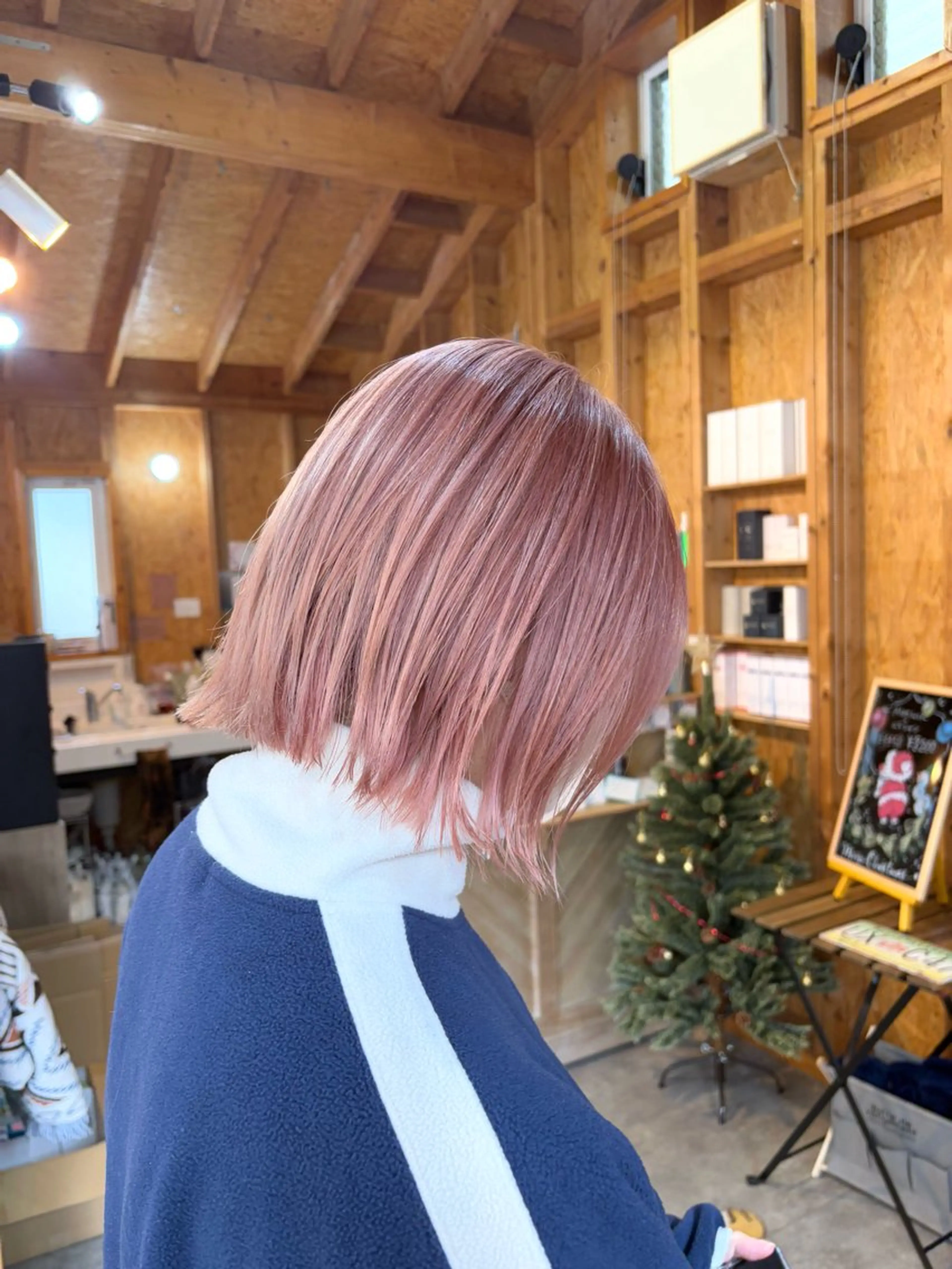 カラー まろみ暖色×ボブ ×chia🕯のヘアスタイル